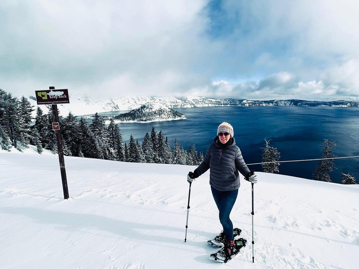 Today was totally epic!  This is ME!  Snowshoeing Crater Lake.  I have so many things on my bucketlist and this is one thing I got to check off! ✅

What are some things on your bucketlist?  Oh, any btw, who wants to get married here?  So cool!!
.
.
.