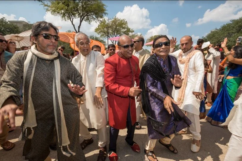 dad baraat group dancing.JPG
