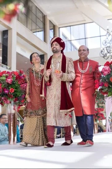 walking shov down the aisl.JPG