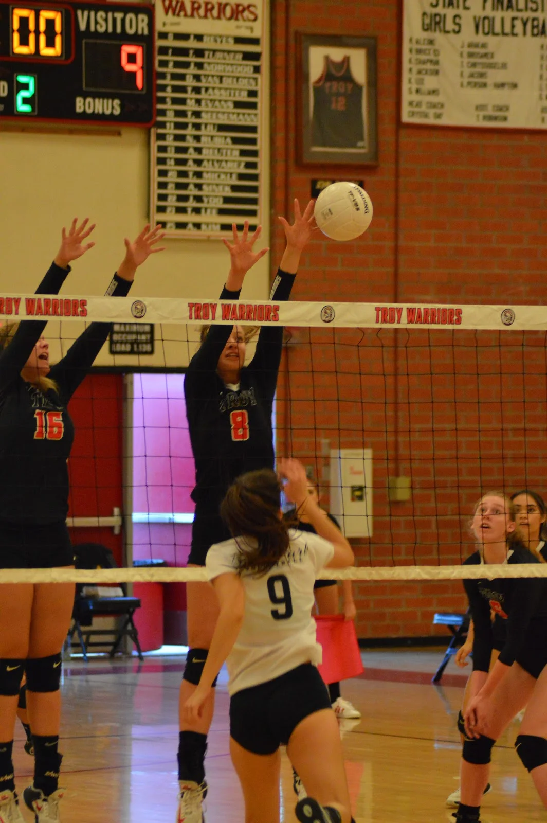 Lady Warriors volleyball triumphs over the Coyotes in 75-33 victory