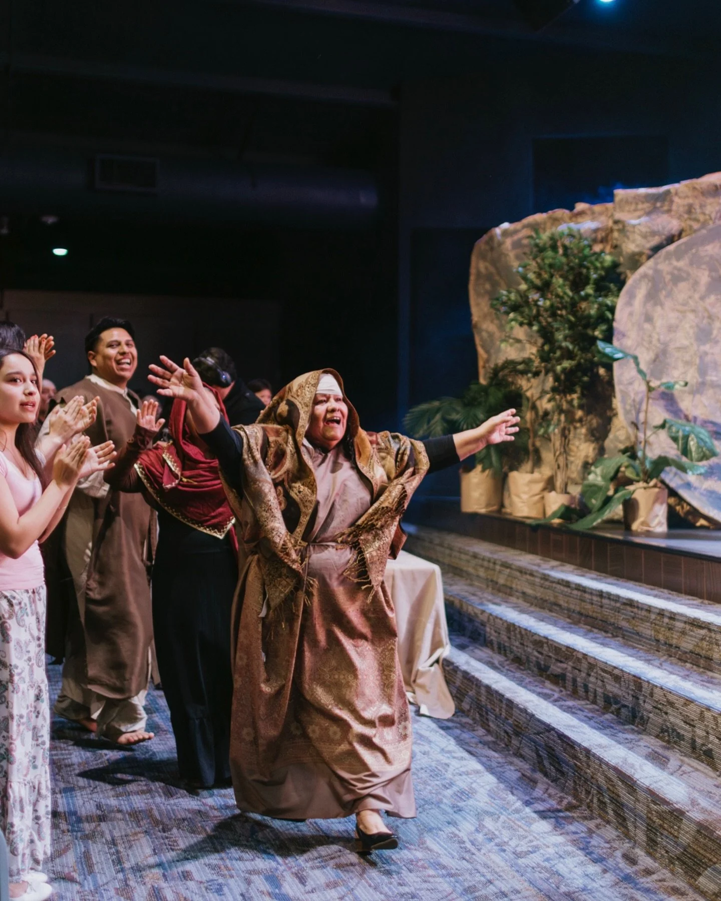 El mismo poder que venci&oacute; la muerte est&aacute; vivo hoy, sanando cuerpos, transformando vidas y liberando almas ❤️&zwj;🔥