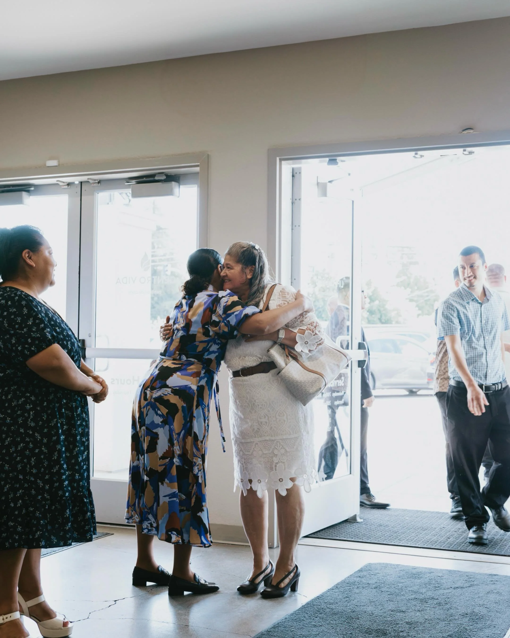 Un hermoso domingo celebrando a mujeres hermosas 🌸
&iexcl;Feliz D&iacute;a de las Madres de parte de nuestra familia de la iglesia! 🤍