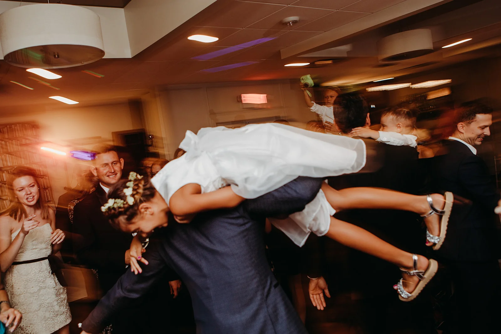 dances-bouquet-reception-2018184946.jpg