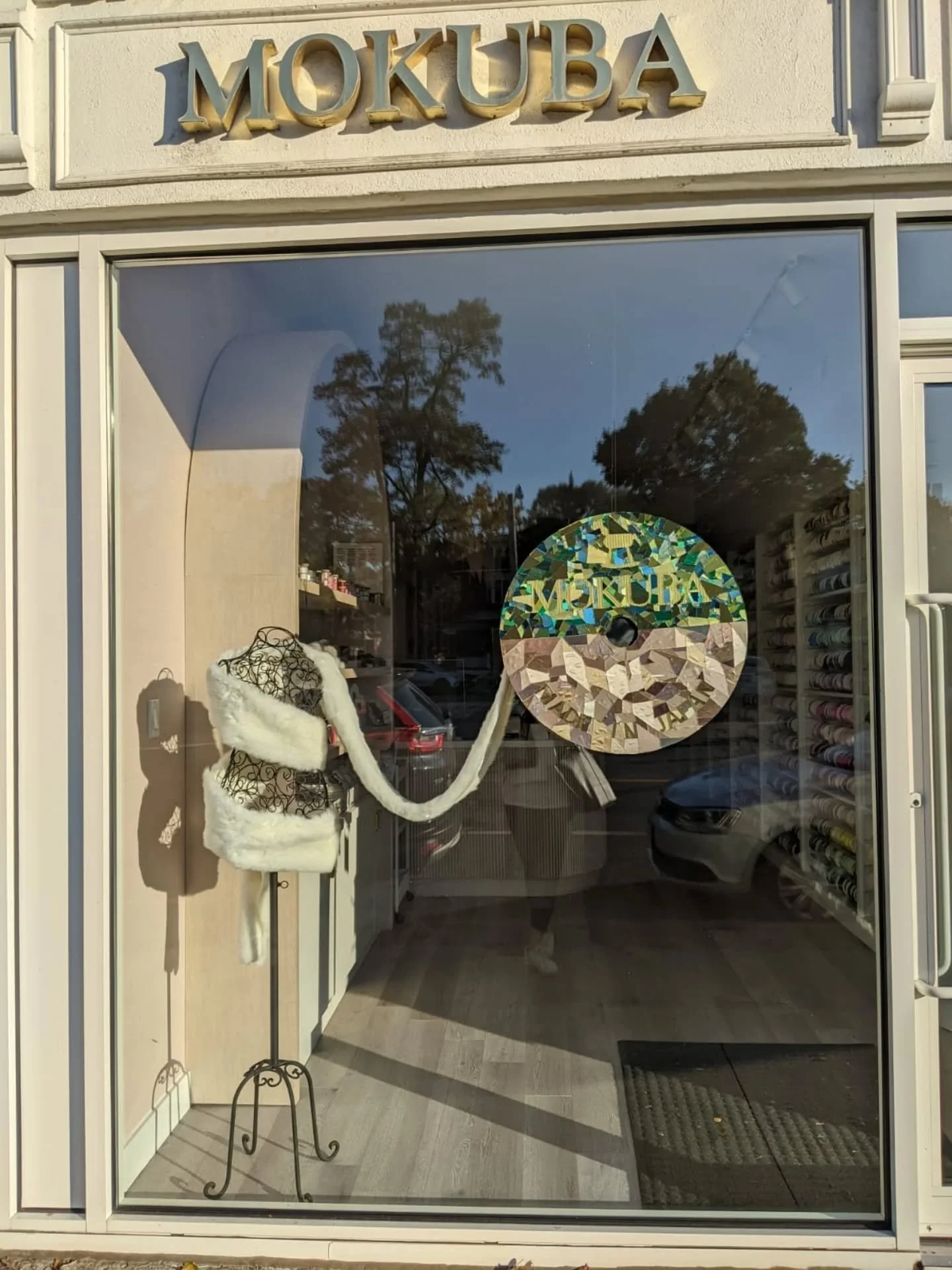 Our window display reimagined for the crisper days of fall. 

#mokuba #ribbonshop #windowdisplayart #trimshop #fauxfurs