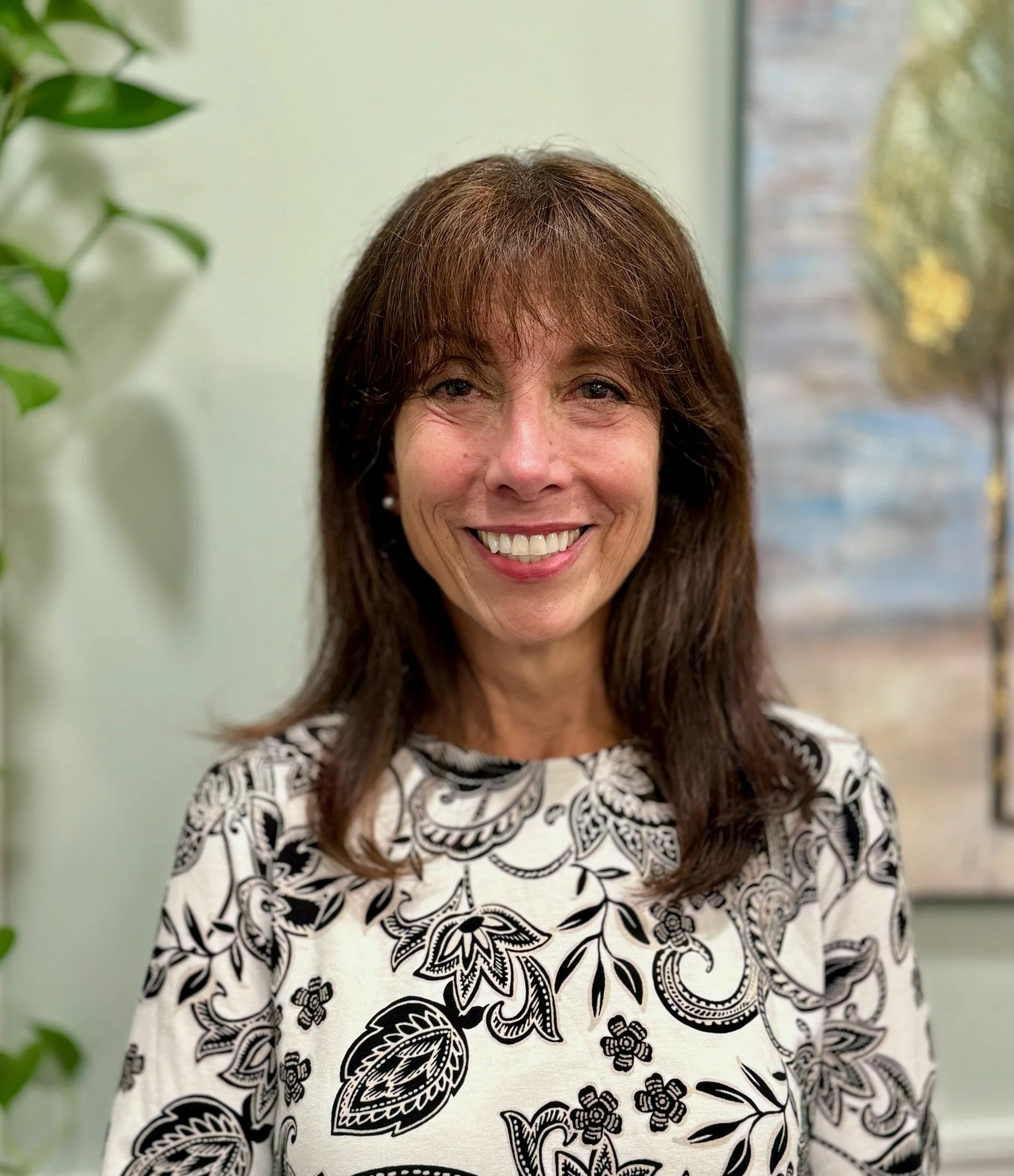 Dr. Silvia Williams