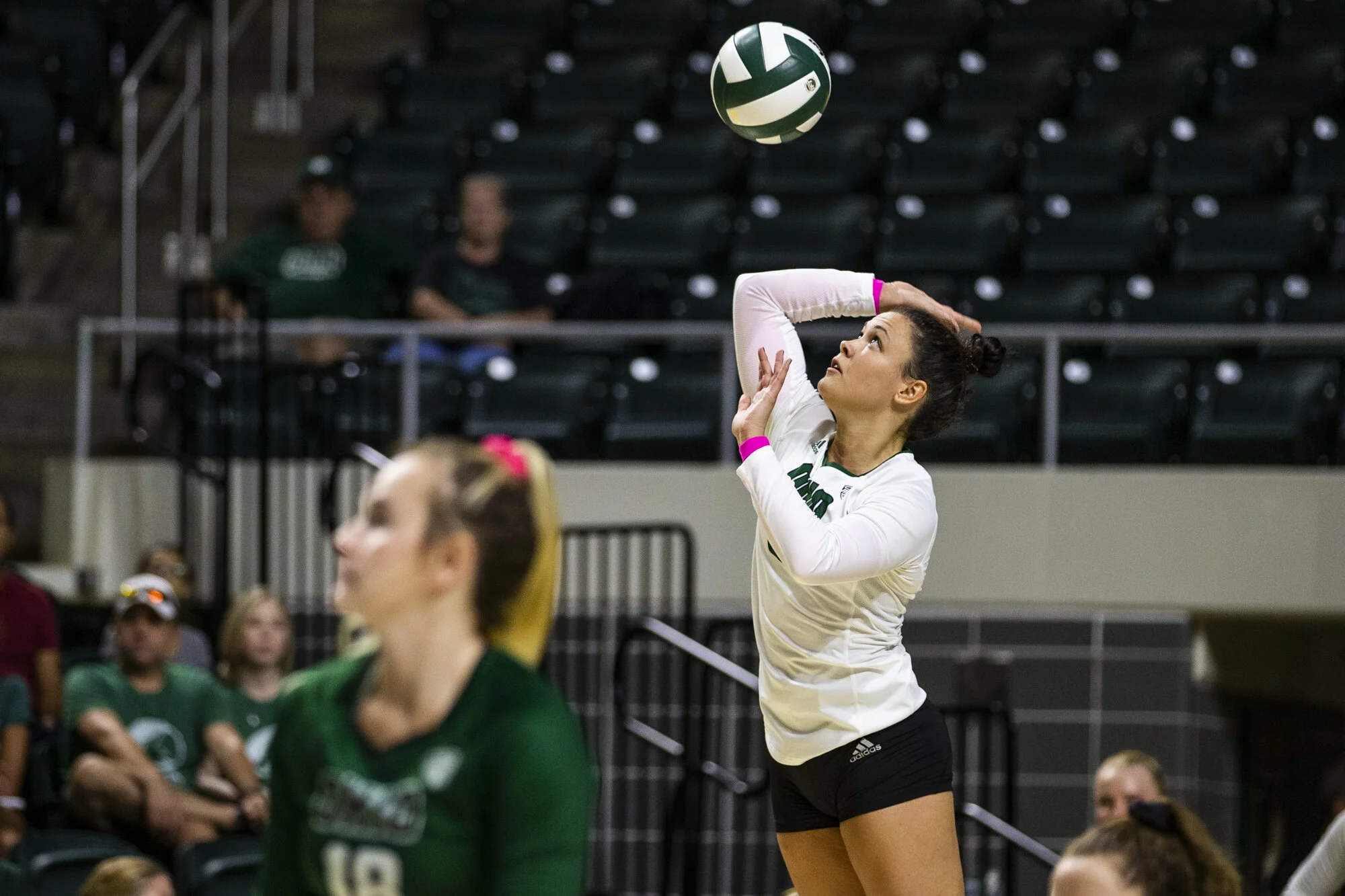 {2019}{09}{13} {VB vs UConn} {CM}019.jpg