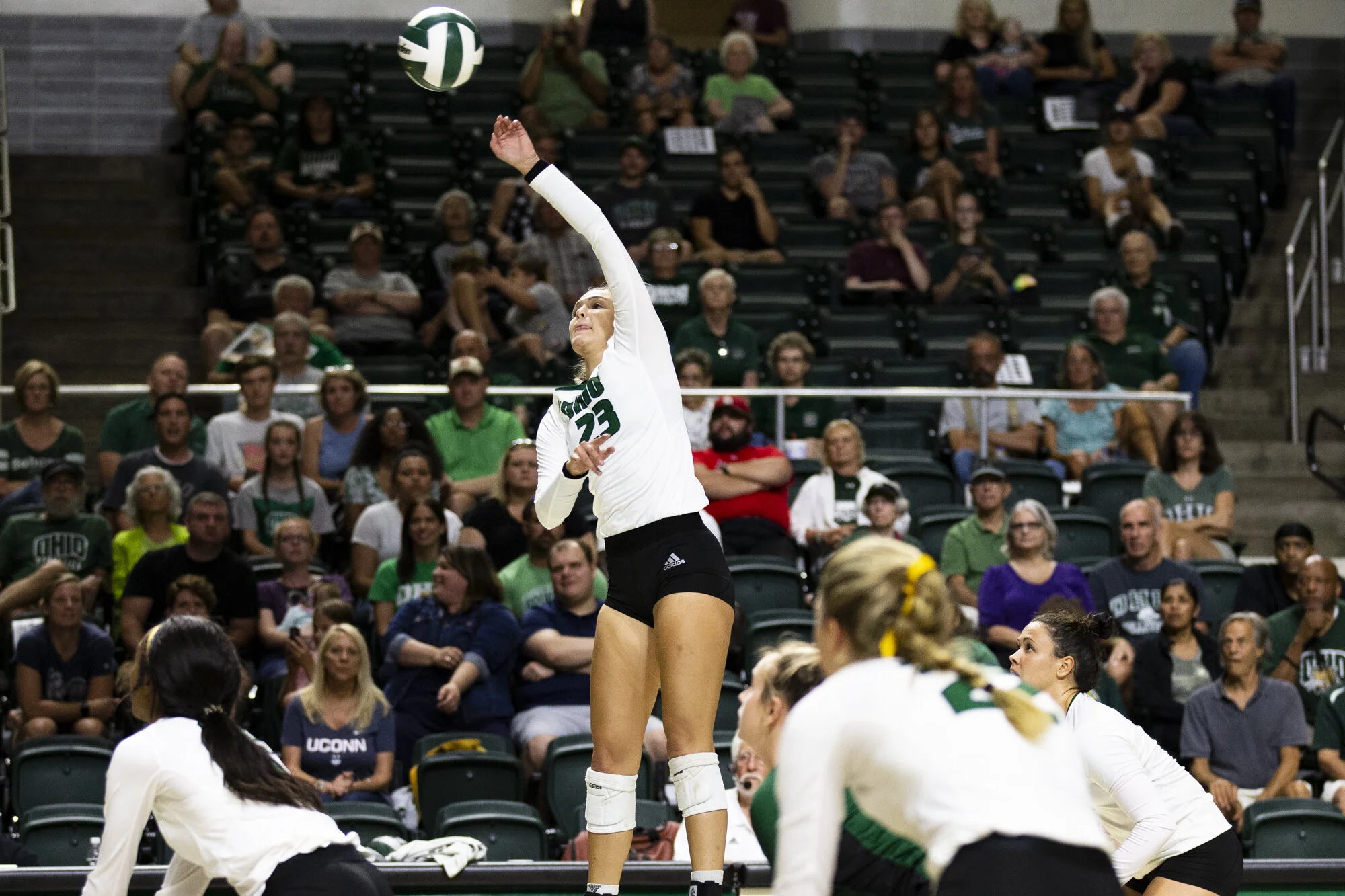 {2019}{09}{13} {VB vs UConn} {CM}105.jpg