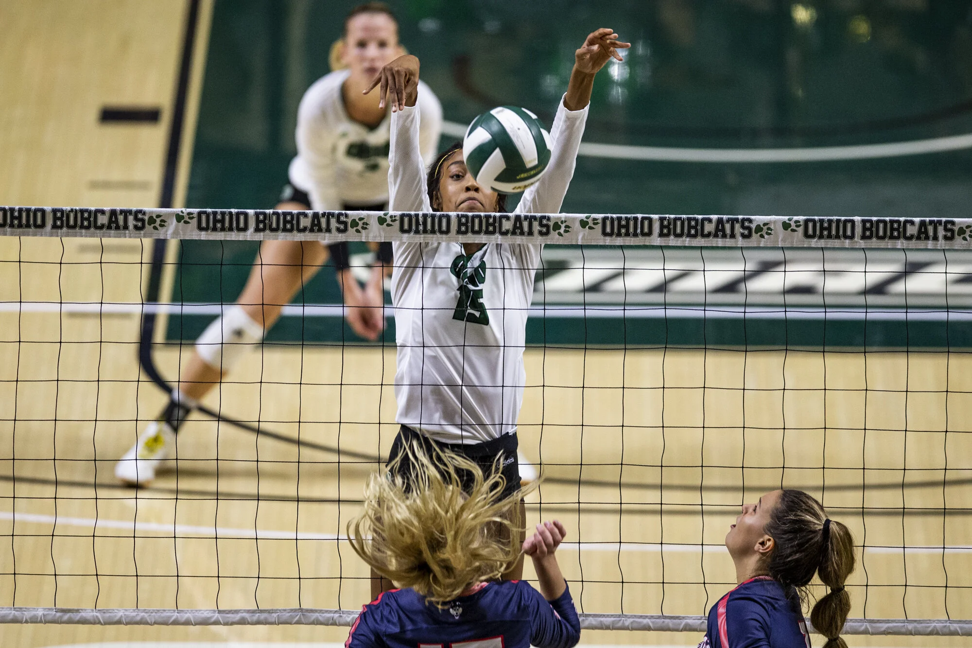 {2019}{09}{13} {VB vs UConn} {CM}989.jpg