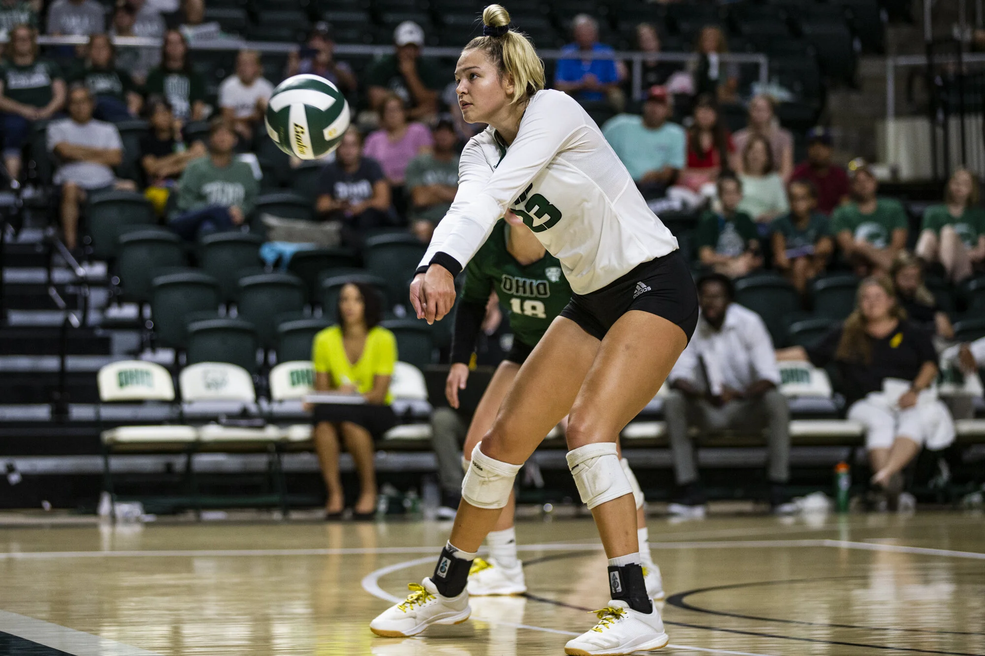 {2019}{09}{13} {VB vs UConn} {CM}1513.jpg