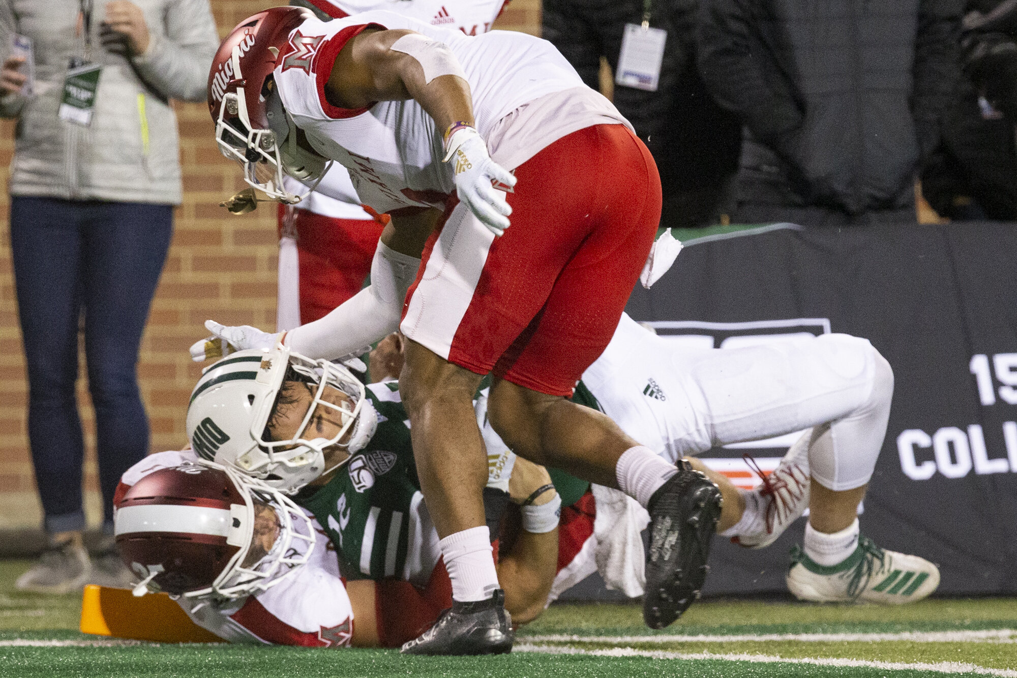 {2019}{11}{06} {FB vs Miami}{CM}1865.jpg