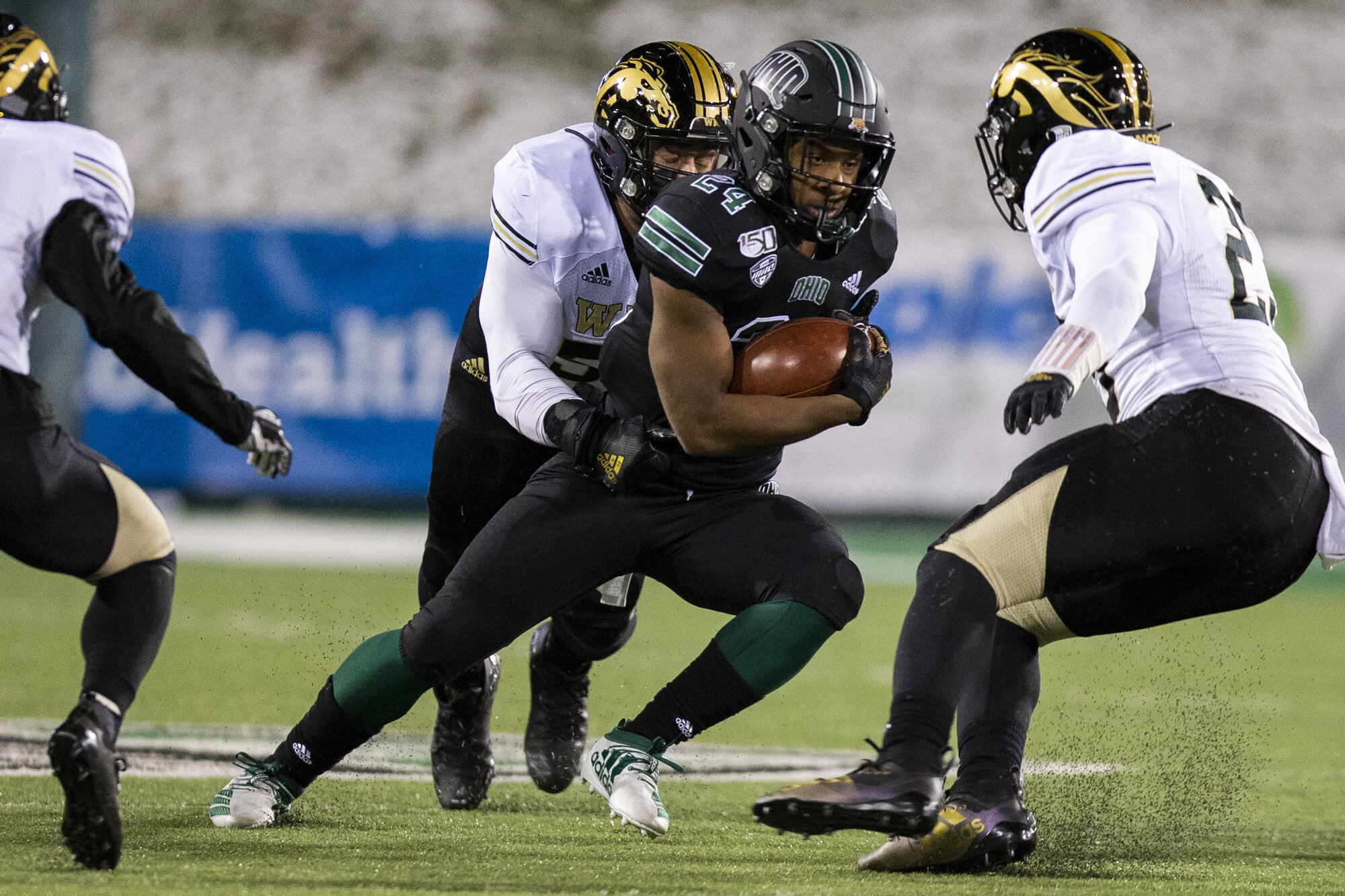 {2019}{11}{12} {FB vs Western Michigan}{CM}572.jpg