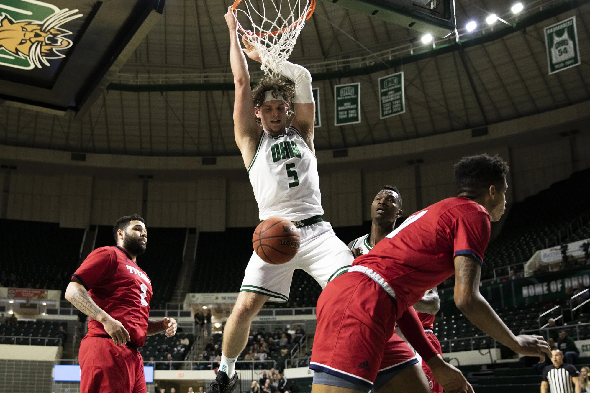 {2019}{11}{30} {MBB vs Detroit Mercy}{CM}721.jpg