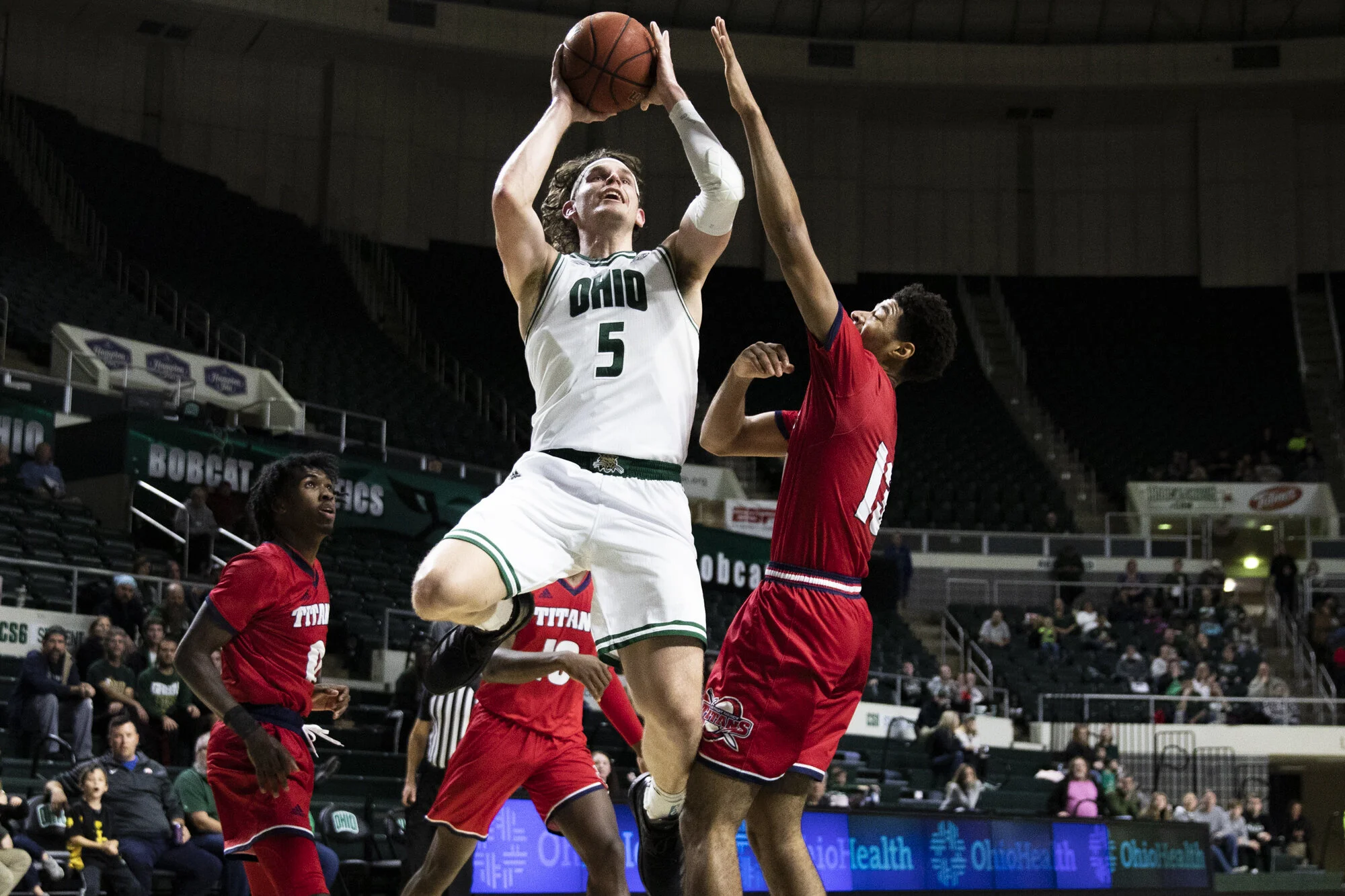 {2019}{11}{30} {MBB vs Detroit Mercy}{CM}1467.jpg