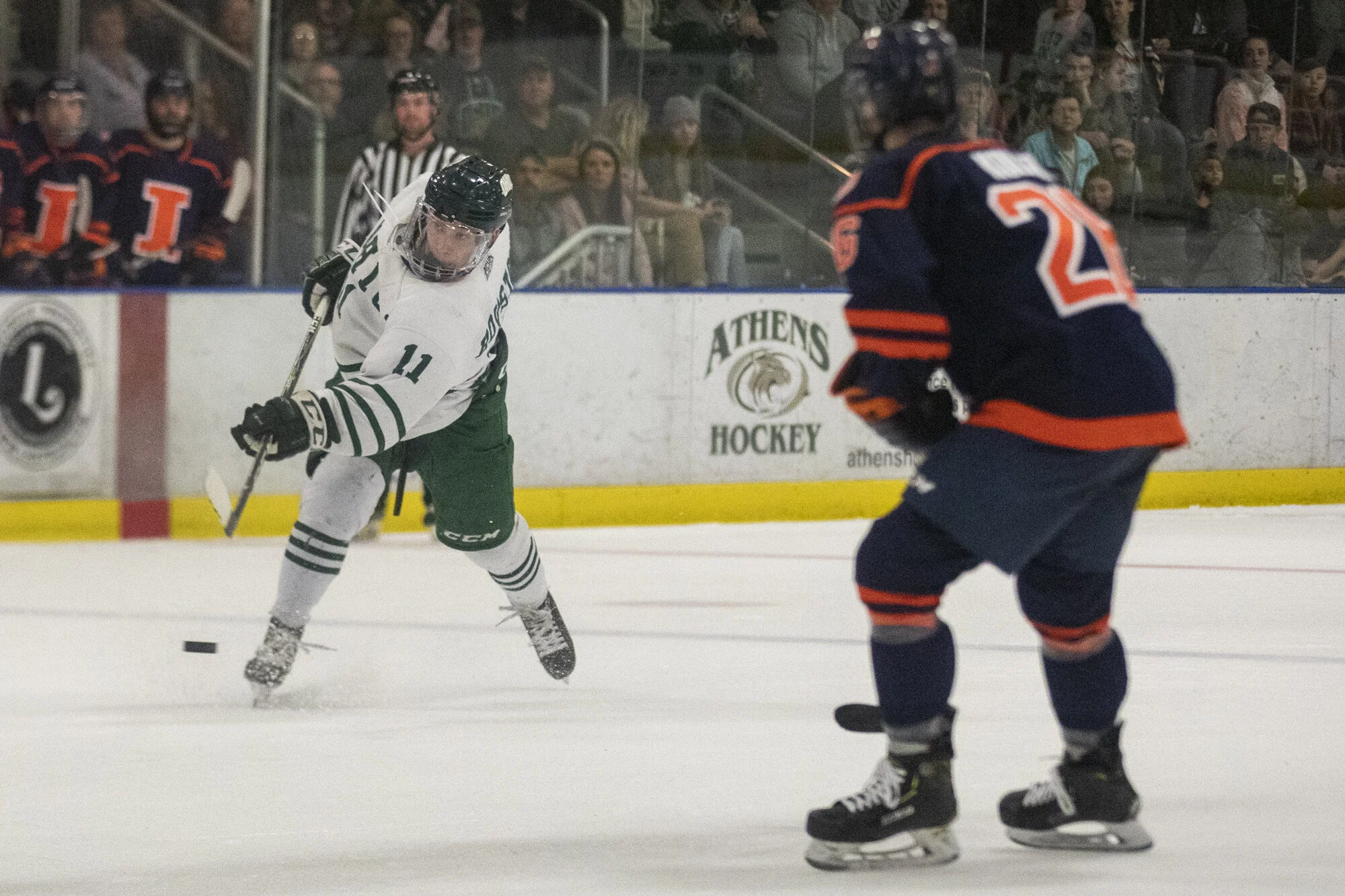 {2020}{01}{11} {OU Hockey vs Illinois}{CM}-17.jpg