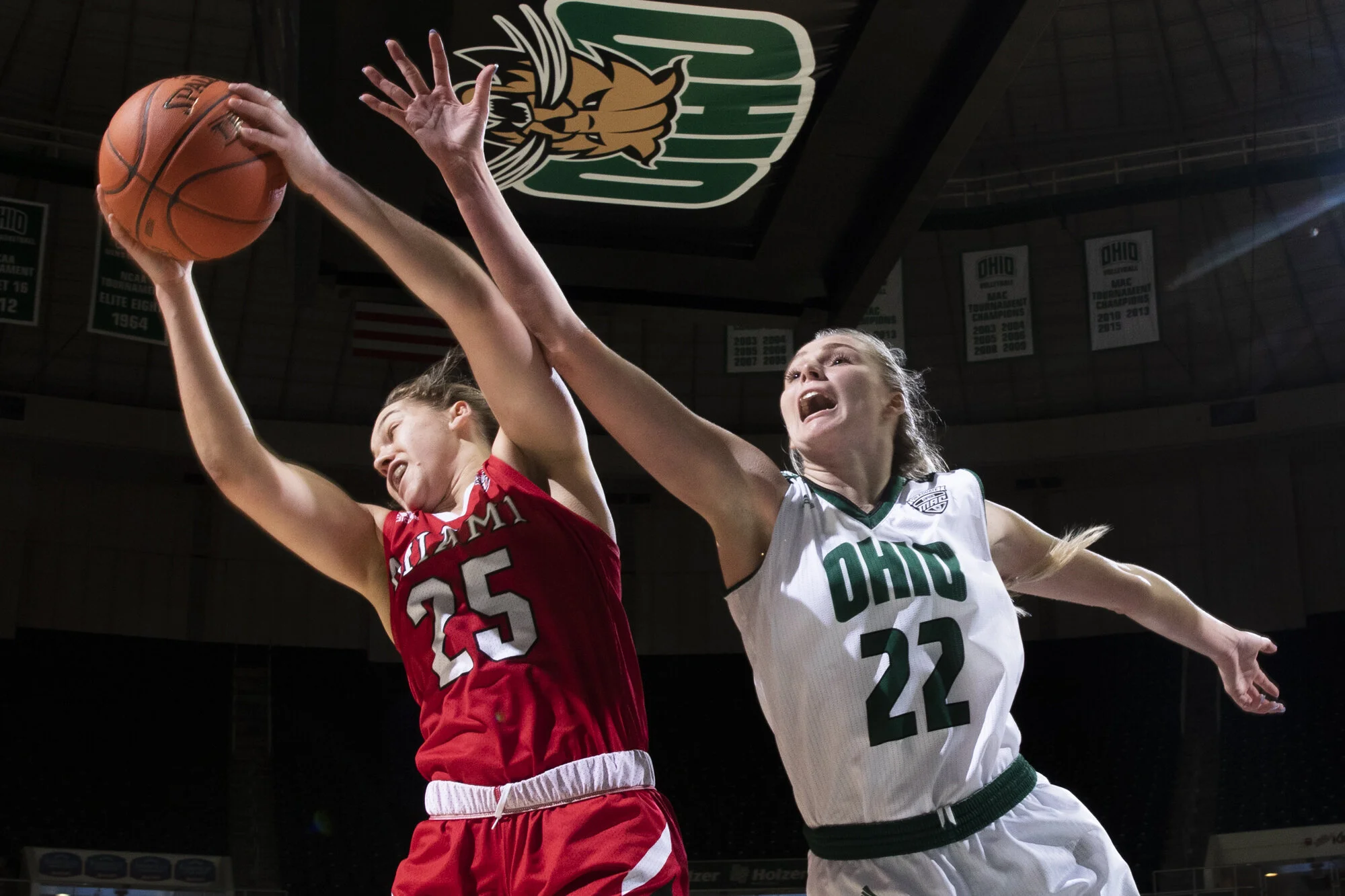 {2020}{03}{07}{WBB vs Miami}{CM}-25.jpg