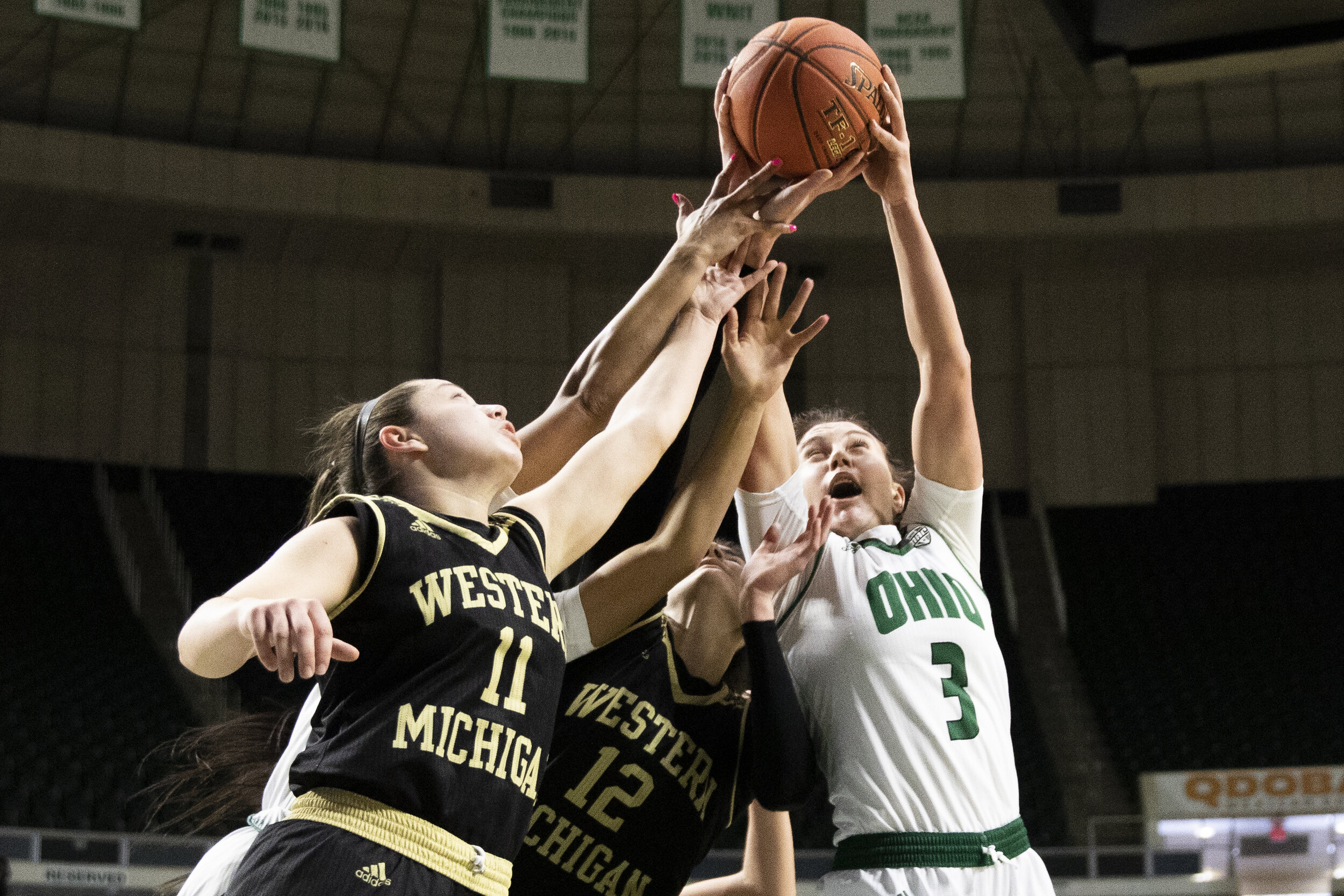 {2021}{02}{13}{WBB v Western Michigan}{CM}02.JPG