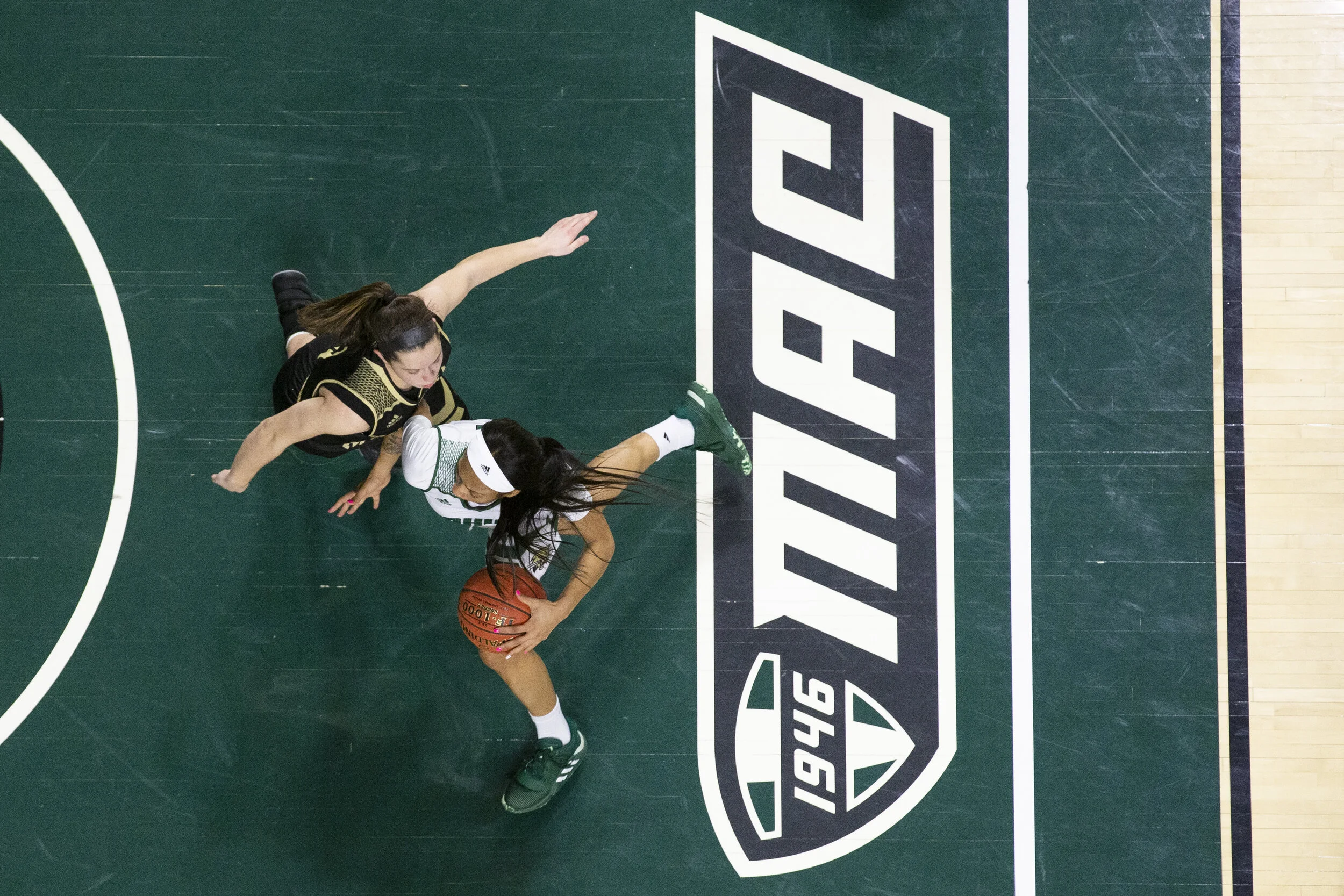 {2021}{02}{13}{WBB v Western Michigan}{CM}35.JPG