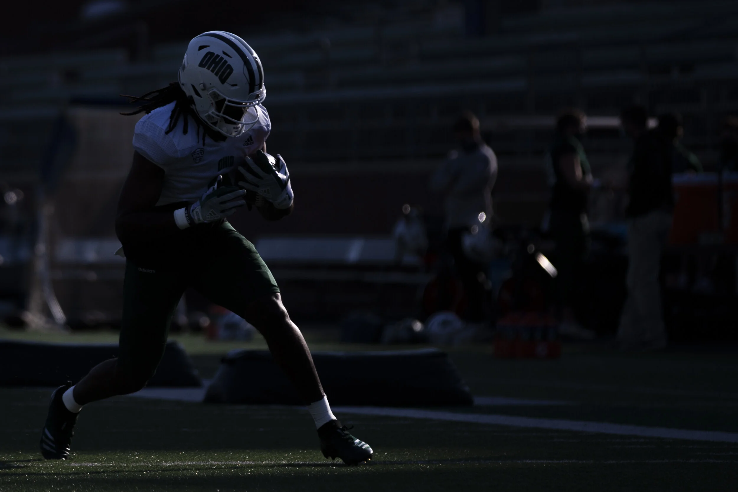 {2021}{03}{08}{FB Sping Practice}{CM}055.JPG