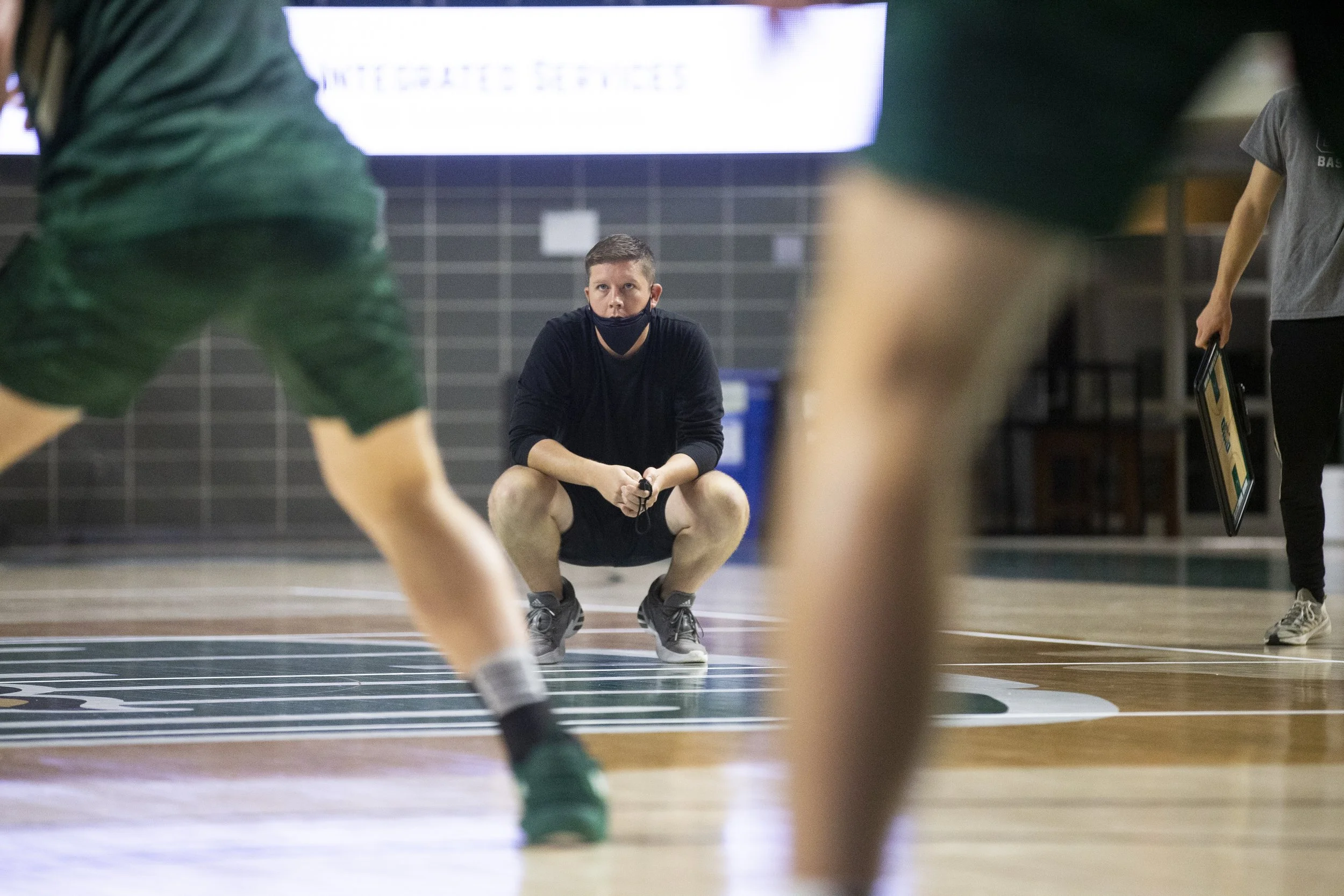  Ohio assistant coach Kyle Barlow watches a drill play out during a Thursday practice. The team was trying out a new offensive scheme for Capital. 