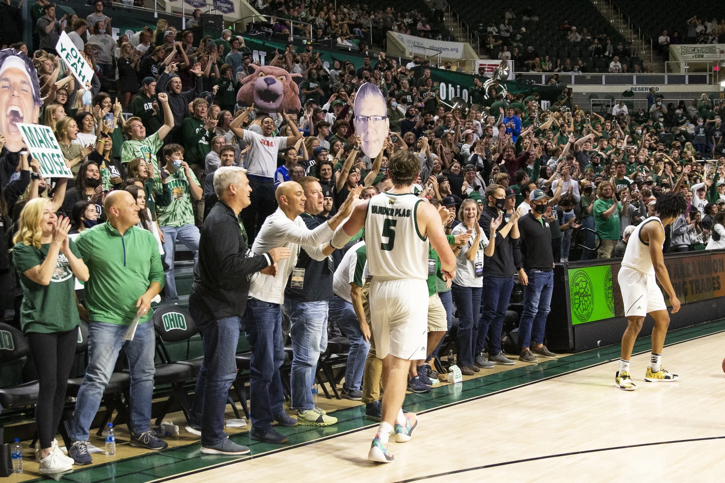 Ben Vander Plas (5) greets the crowd after the clock struck zero and the Bobcats successfully held on to win against Belmont.  