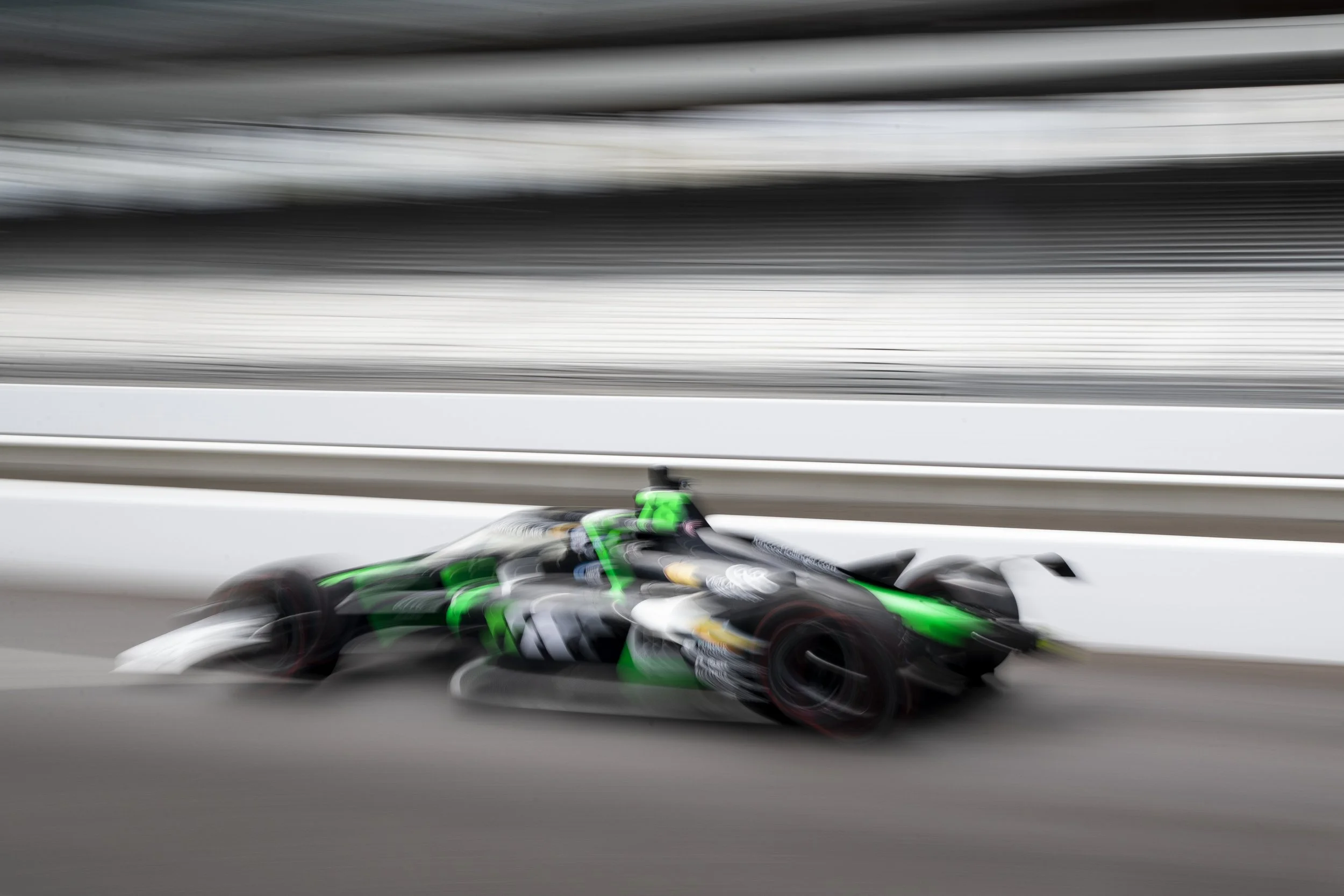 D230420INDY500TST1025CJM.jpg
