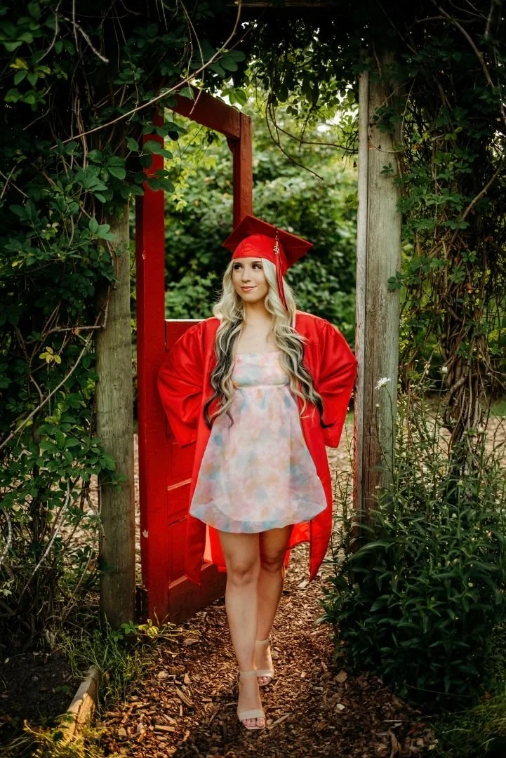 portland-oregon-edgefield-graduation-photos