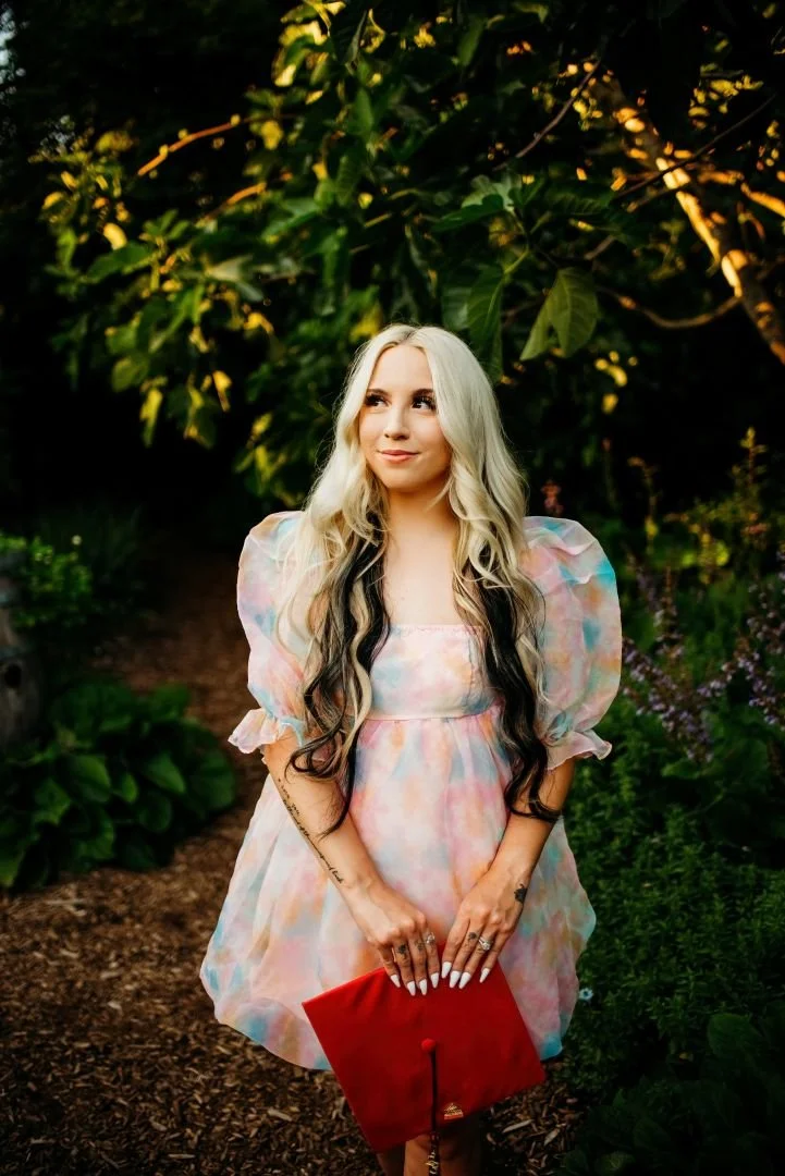 portland-oregon-edgefield-graduation-photos