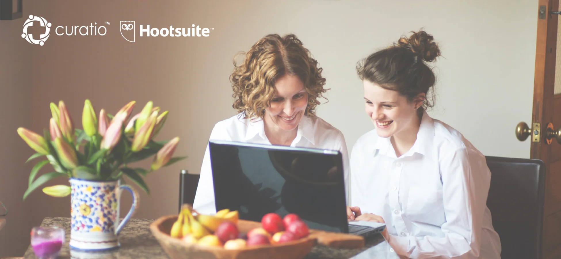 Curatio &amp; Hootsuite Webinar: Improving Returns on Social – New Strategies for Healthcare