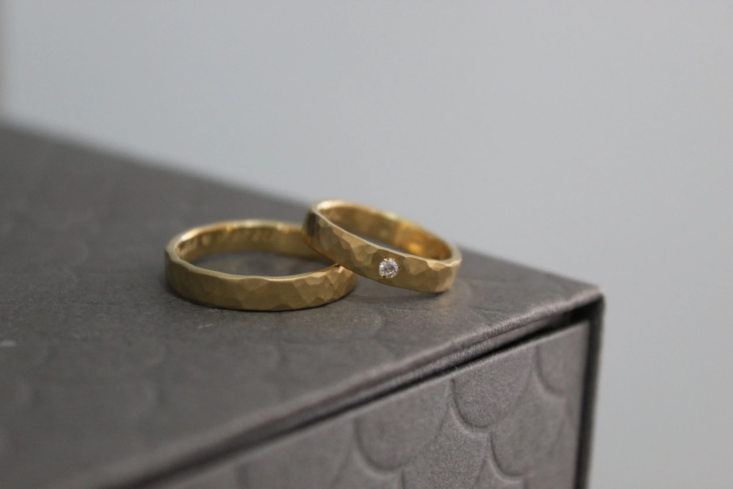 Aliança Destino Regular • Ouro Amarelo • 4 mm