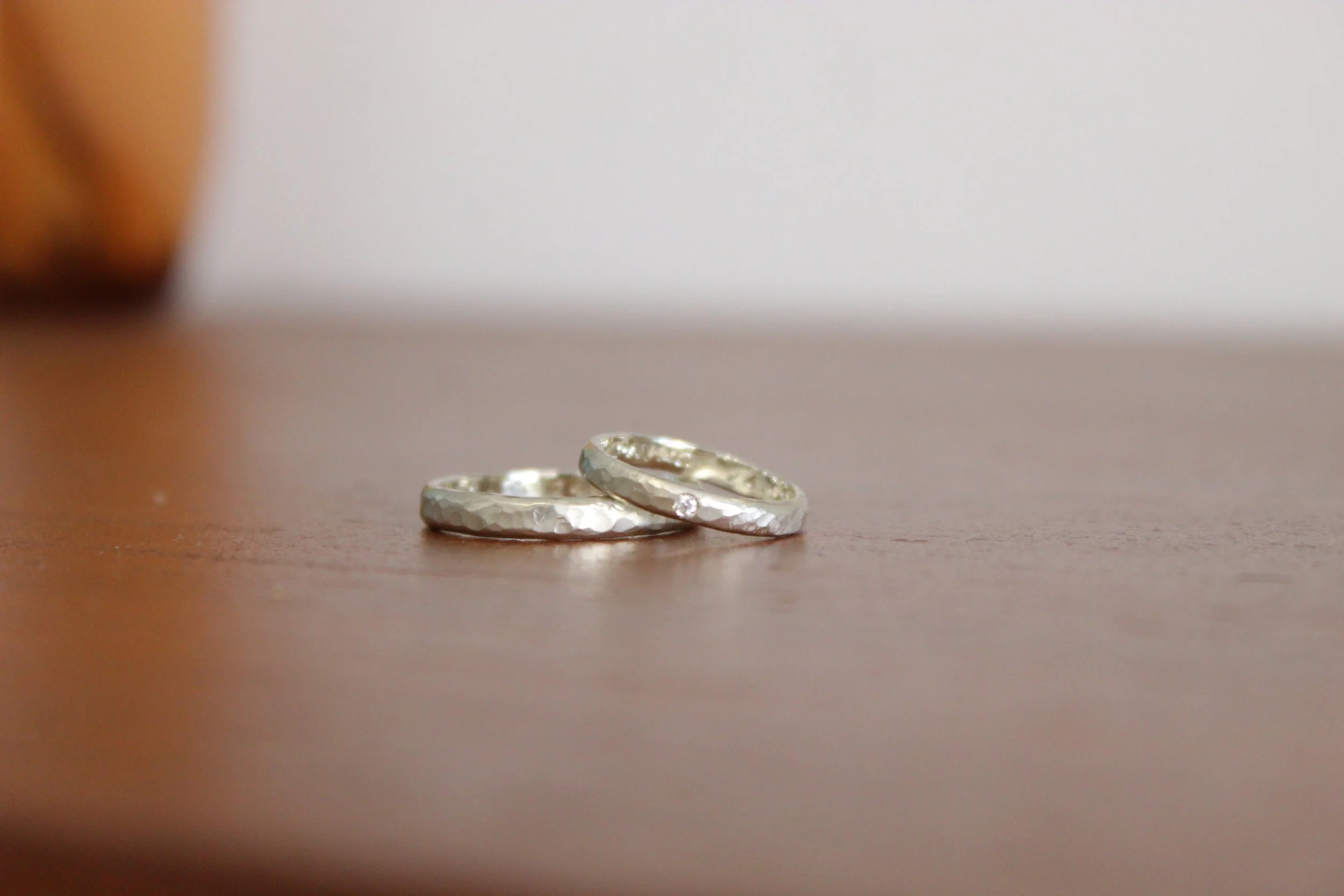 Aliança Cumpicidade • Ouro Branco • 3 mm