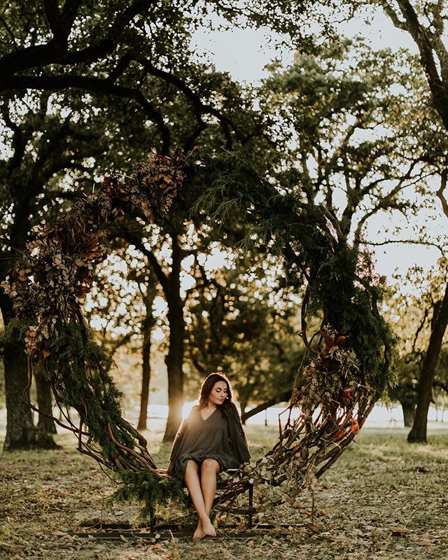 &ldquo;Even as a Christian you&rsquo;ll have good days, and you&rsquo;ll have really hard days, but you&rsquo;ll never have a day without God.&rdquo; @brittneymoses 
I love what I get to do. I love the connections I get to make with people, familiar 