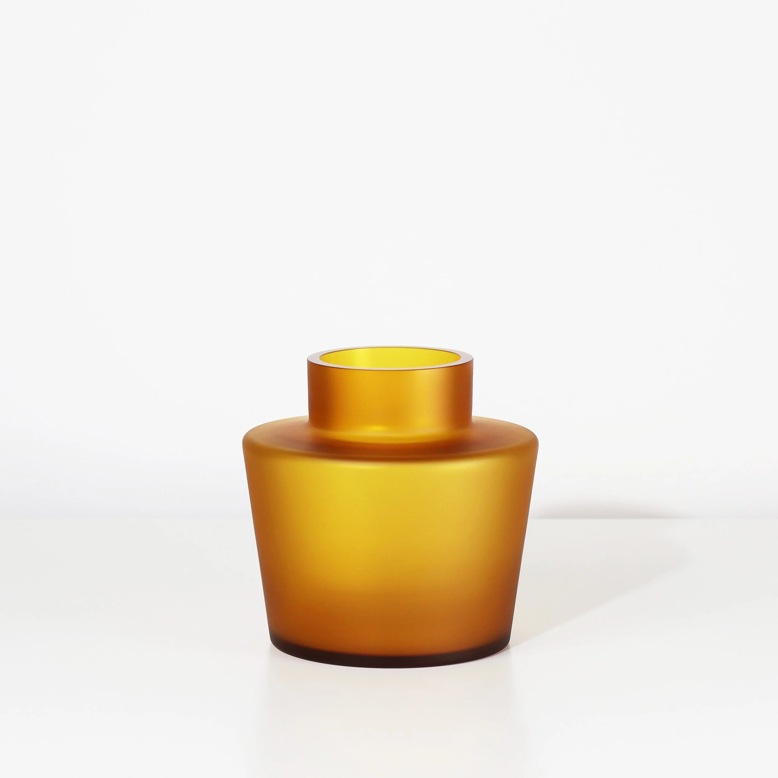 Vase 01 M