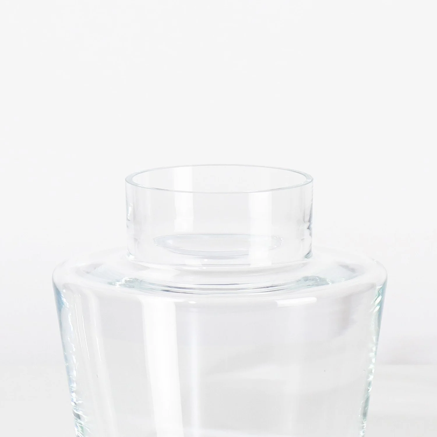 S&S_WEB_Vase_M_Crystal_Transparent_Glossy_Zoom.jpg