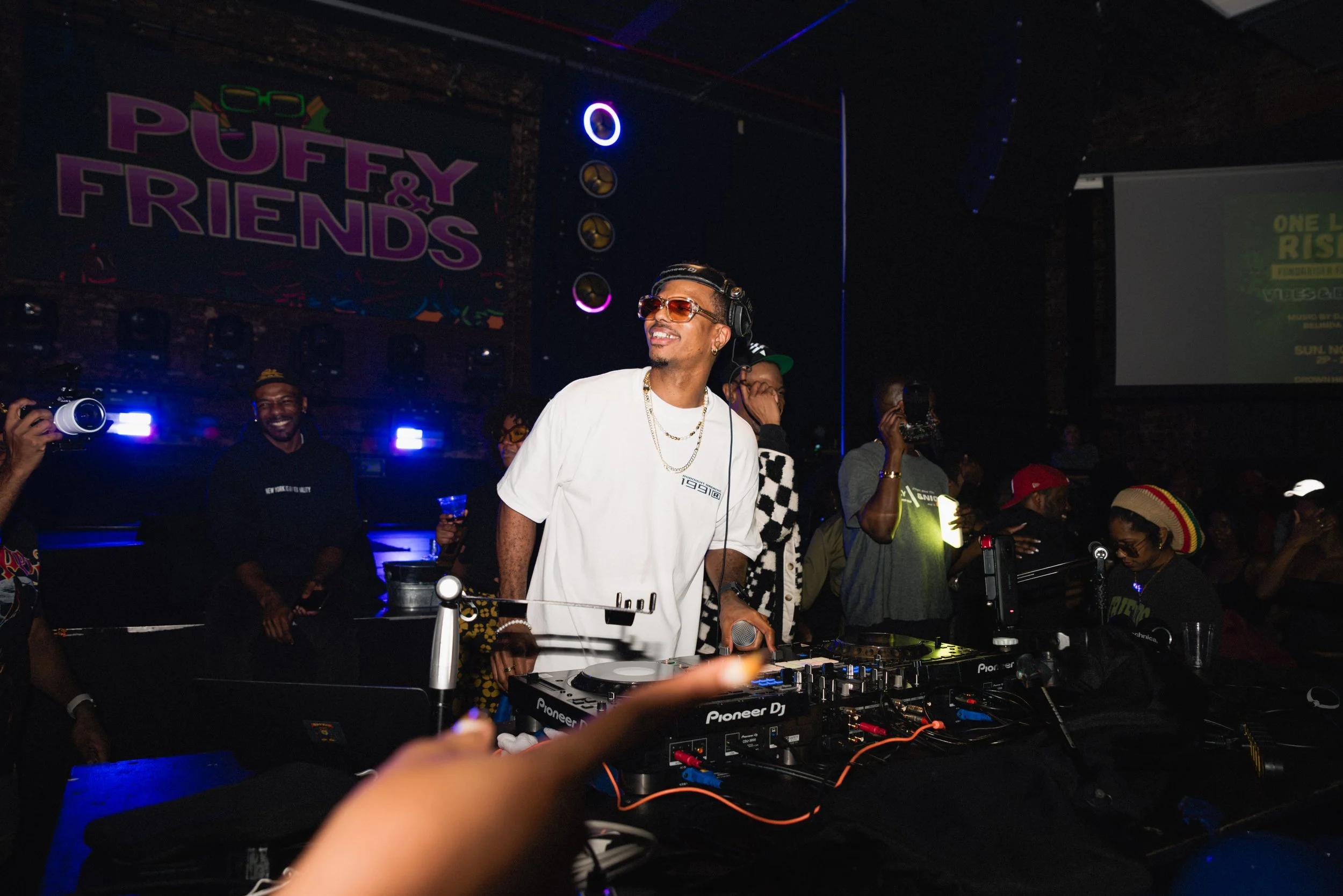 DJ PUFFY