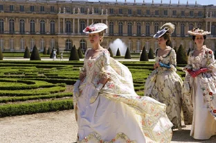 marie-antoinette-Versailles.jpg