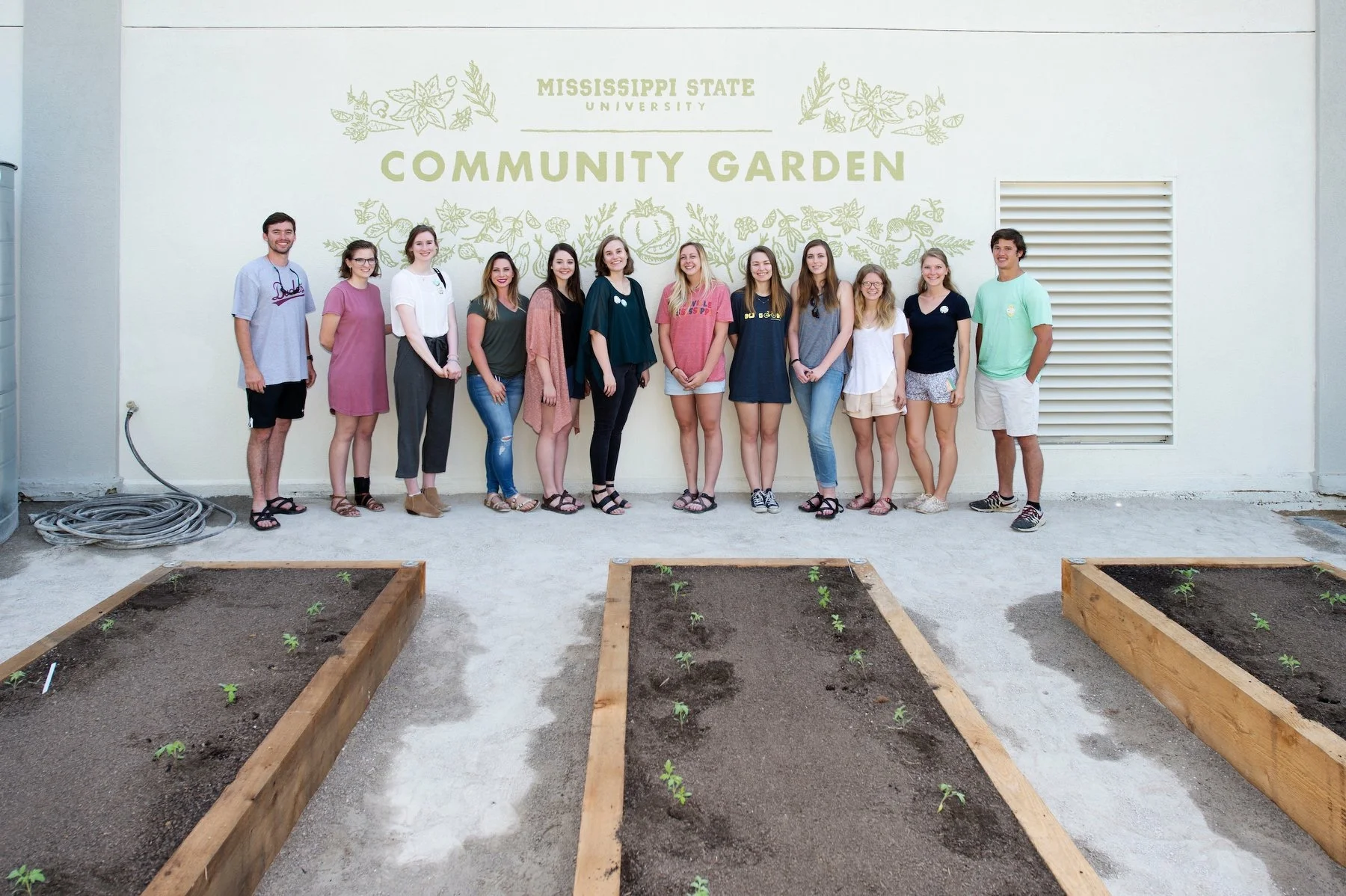 CommunityGarden_Group.JPG