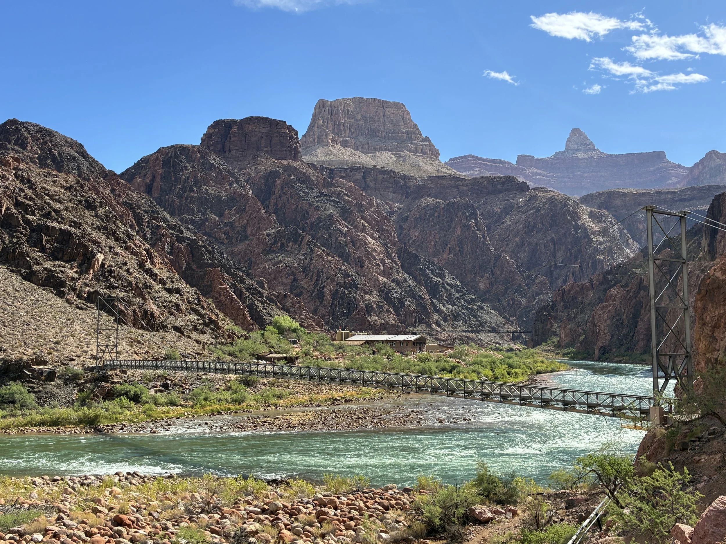 How to cross the Colorado River at the bottom of the Grand Canyon