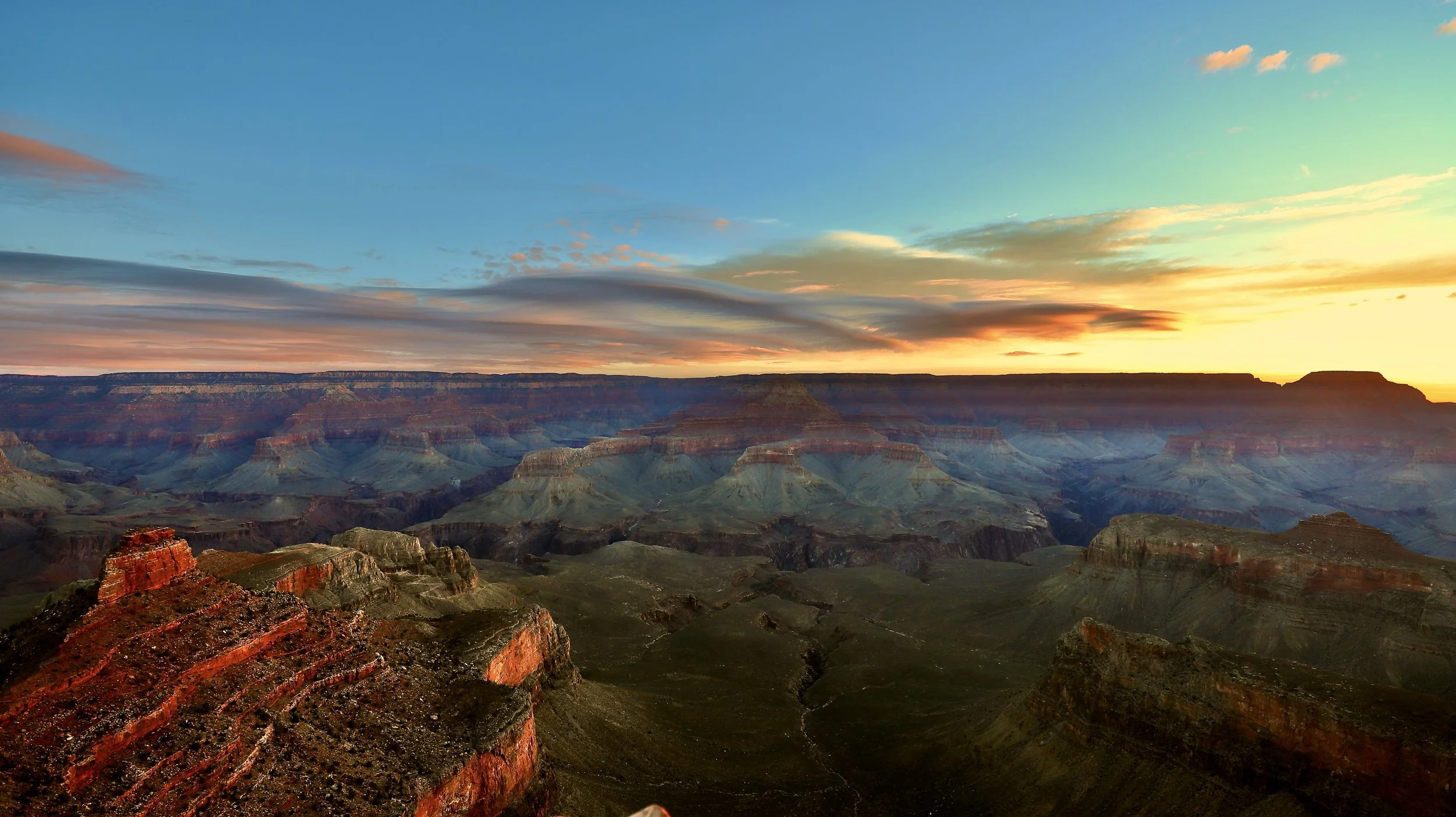 Hiking the Grand Canyon Rim-to-Rim-to-Rim in 100 Photos