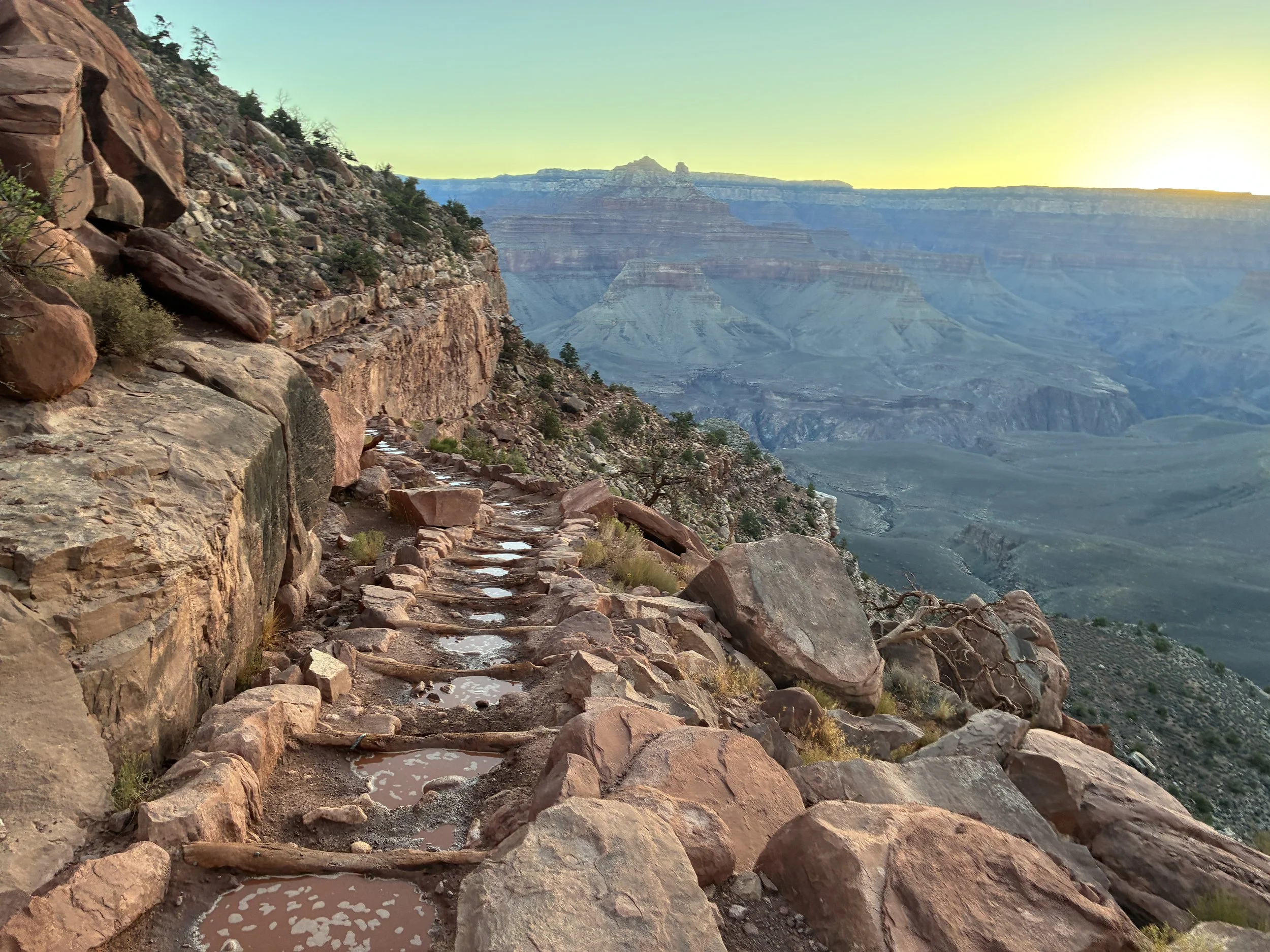 Sunrise over Skeleton Point on South Kaibab Trail