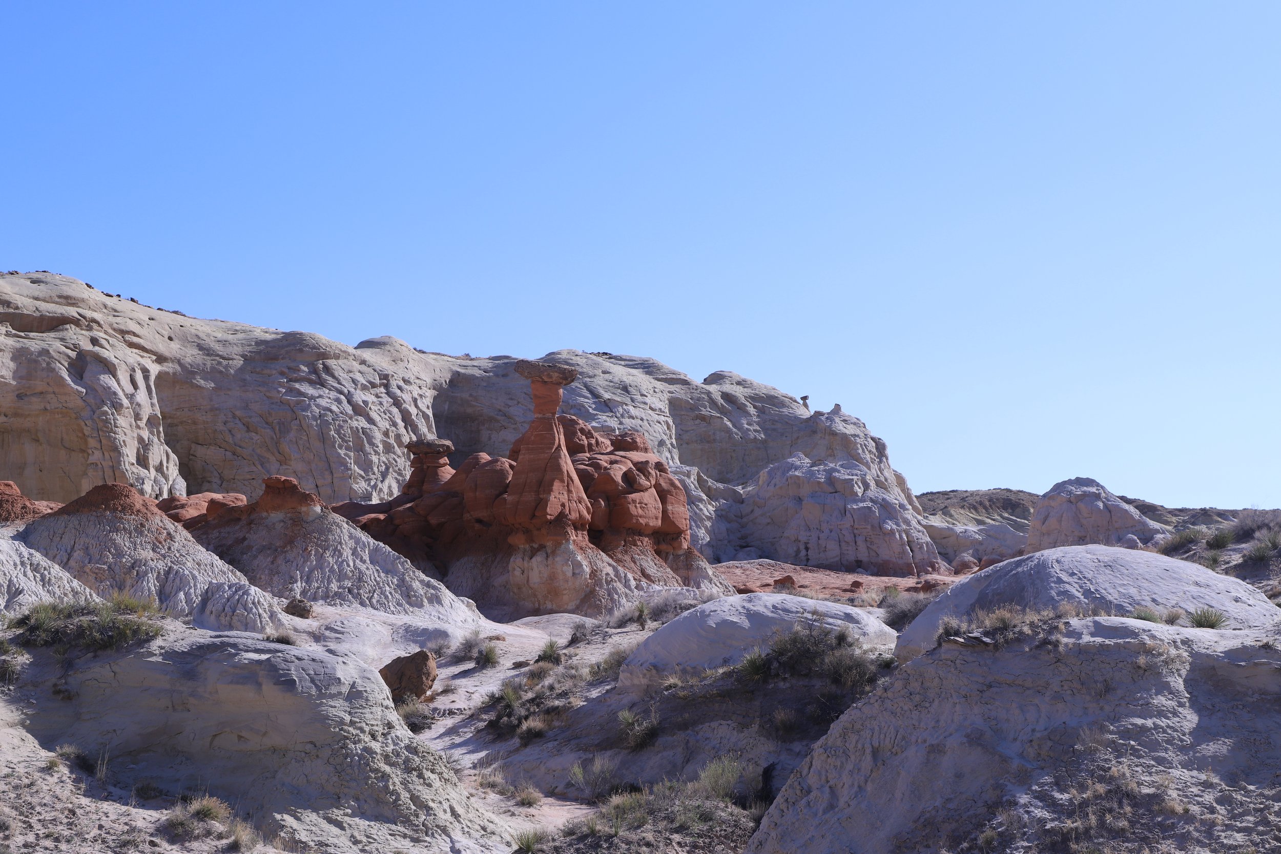 Easy hikes in Grand Staircase-Escalante National Monument - Toadstool Hoodoos