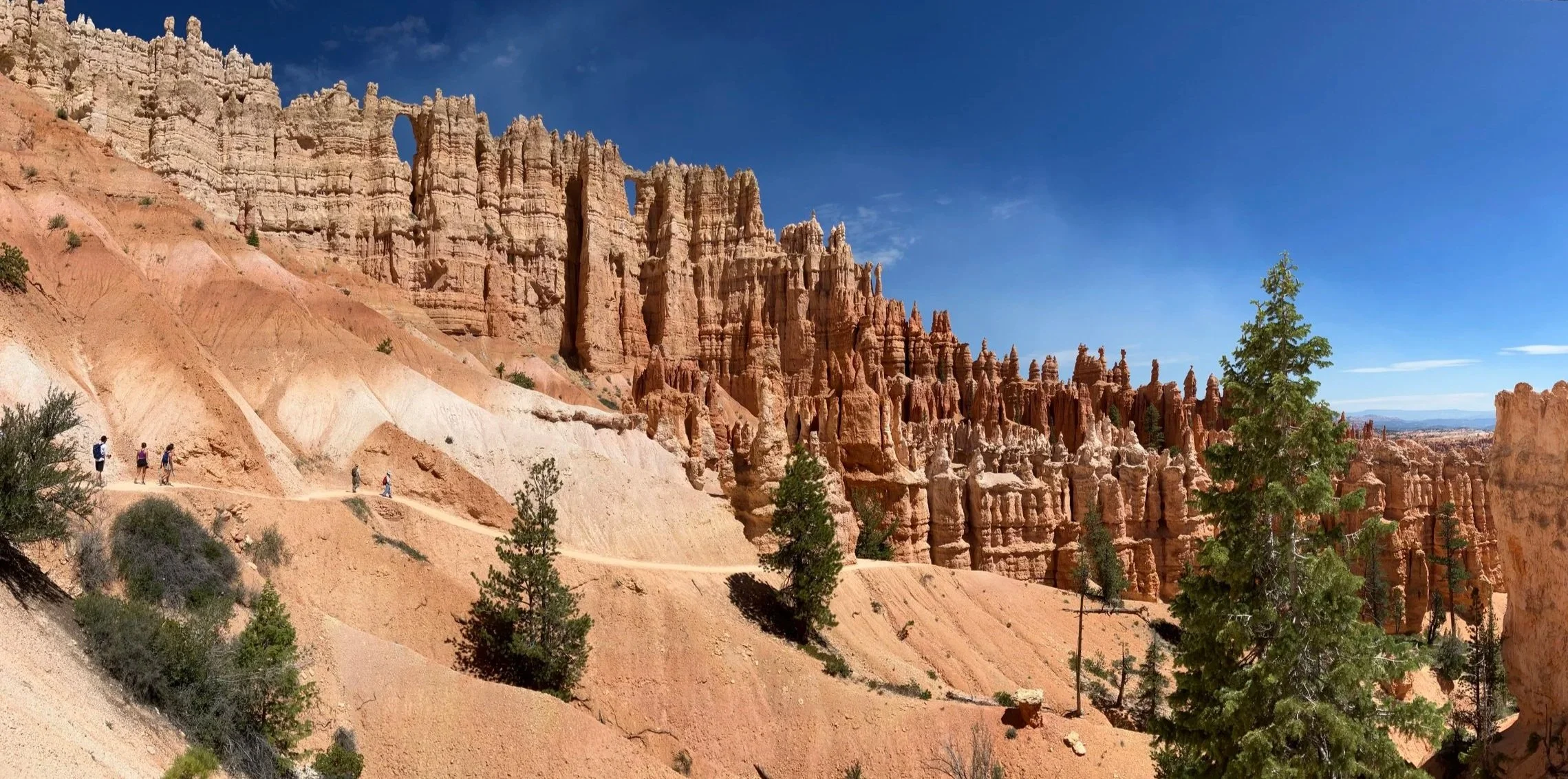 Is Bryce a day trip from Kanab?