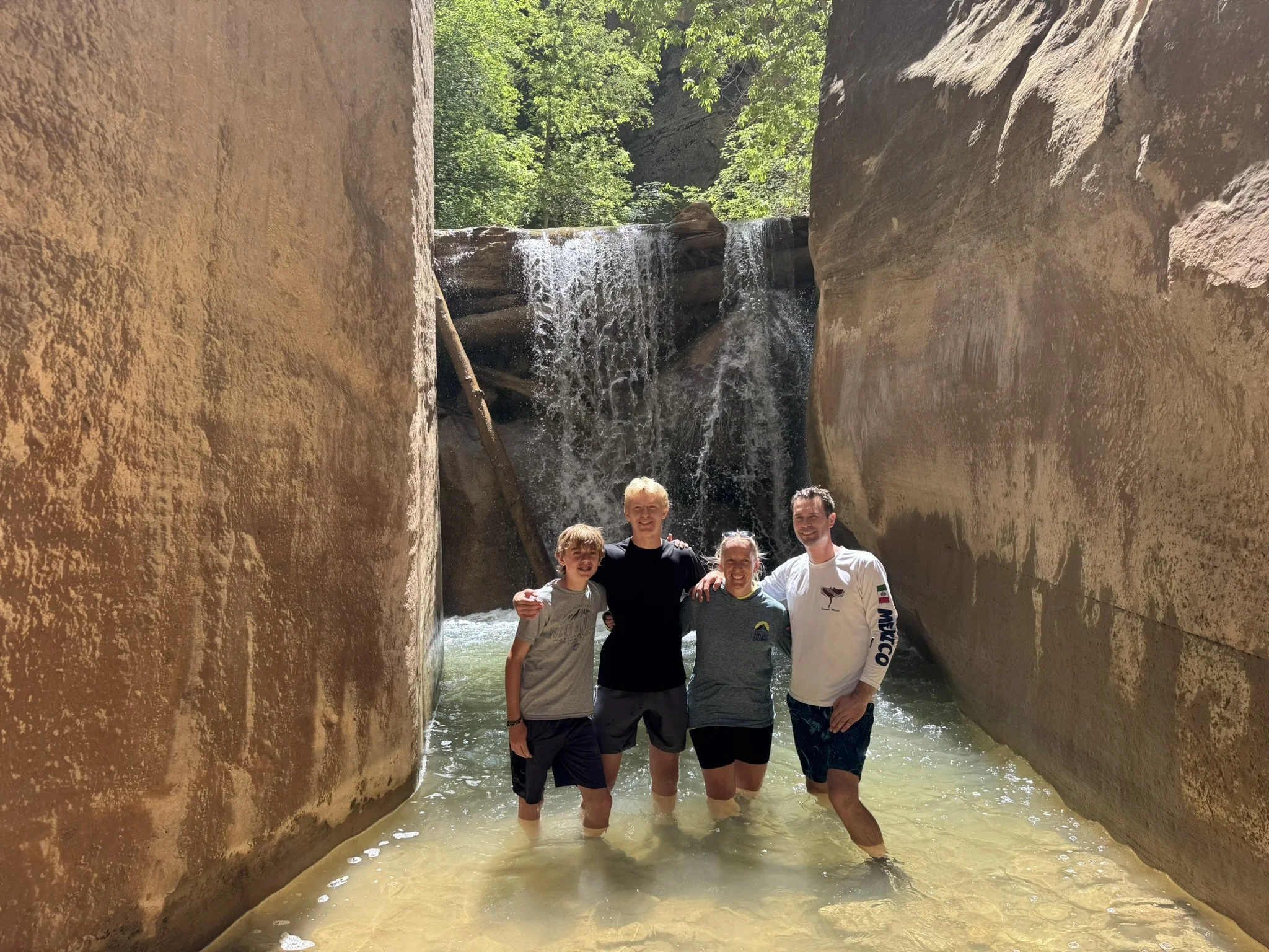 how deep is the water in the narrows