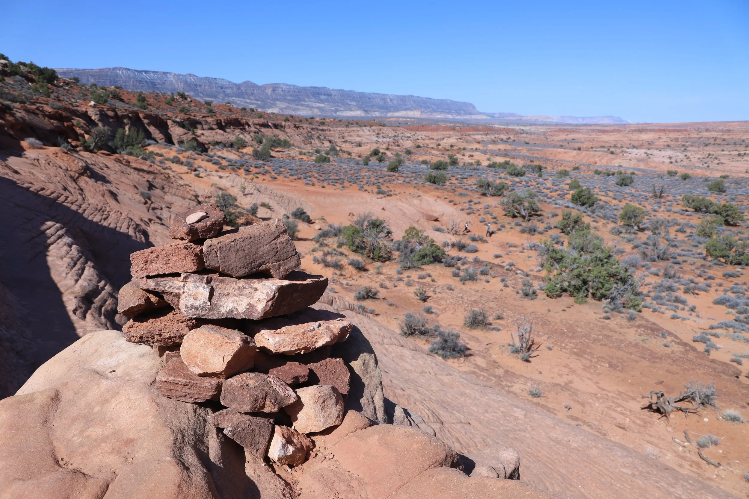 Which trailhead to use for Peekaboo and Spooky Gulch?