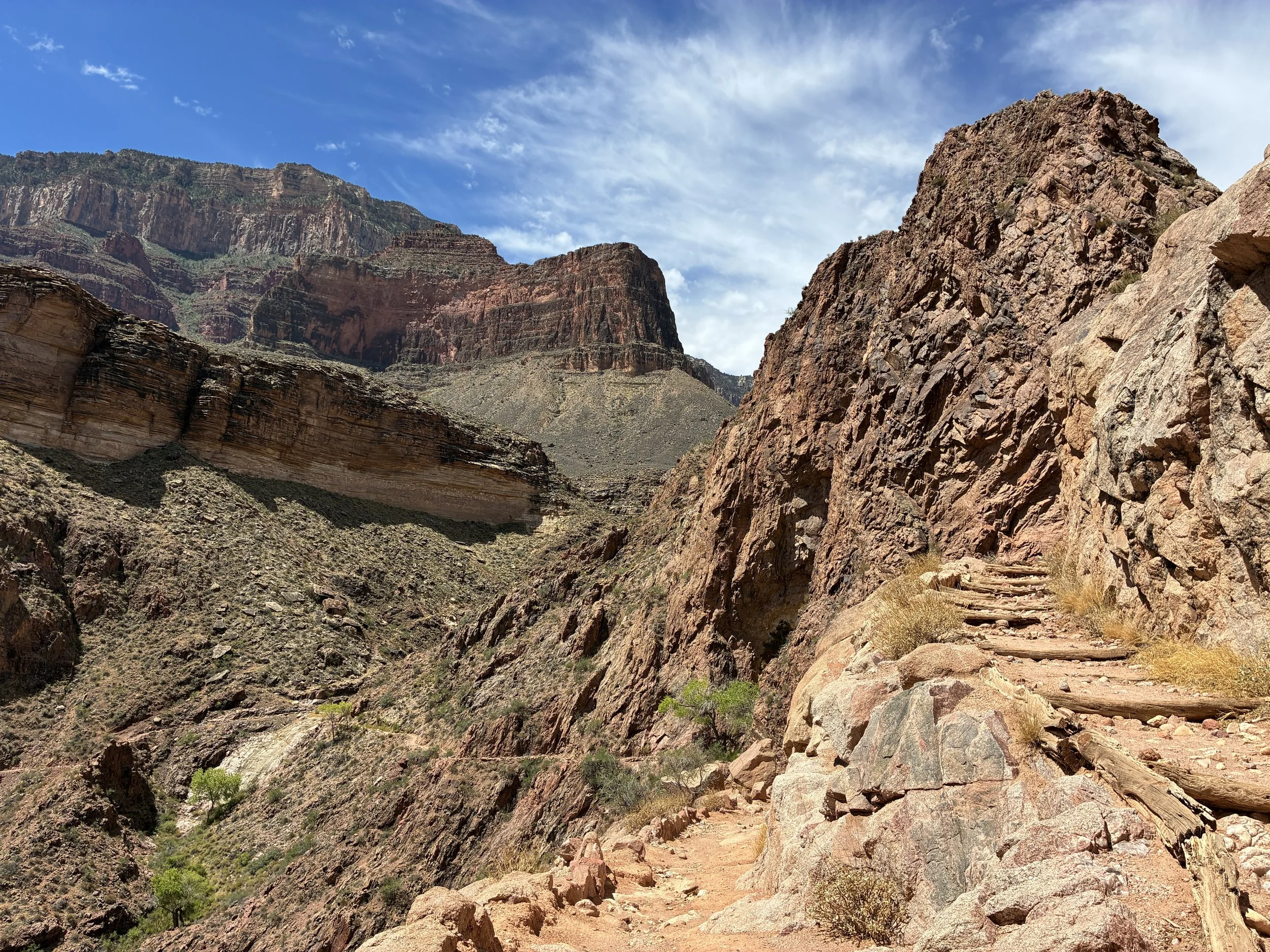 Strategies to stay safe int eh summer heat in the Grand Canyon