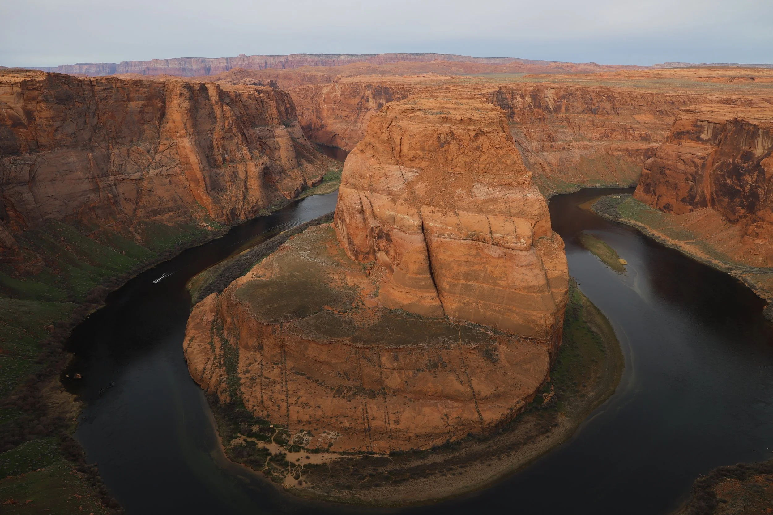 Horseshoe Bend - easy hike near Page along Colorado River
