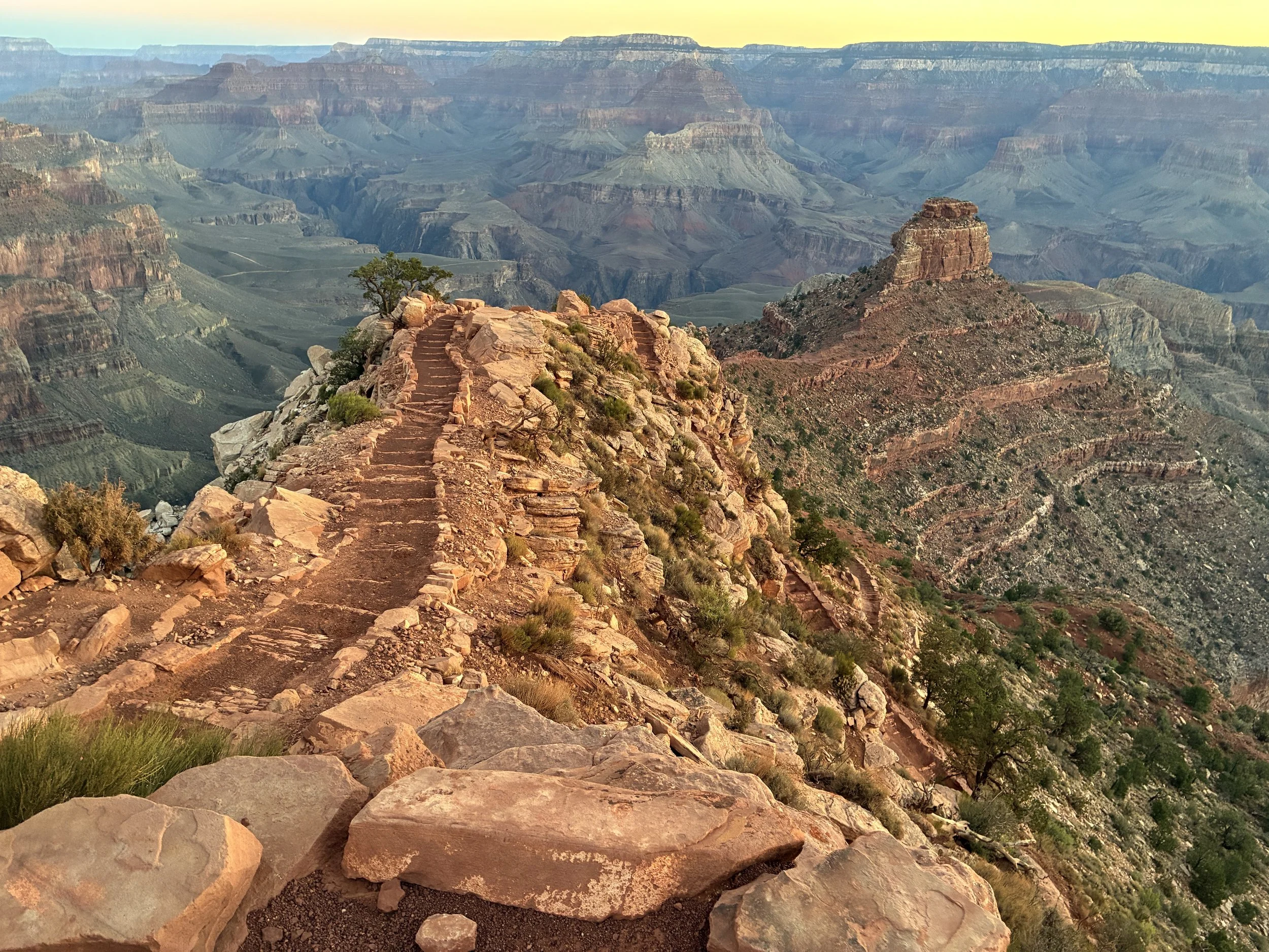O'Neill Butte - what is the rock formation between Cedar Ridge and Skeleton Point?