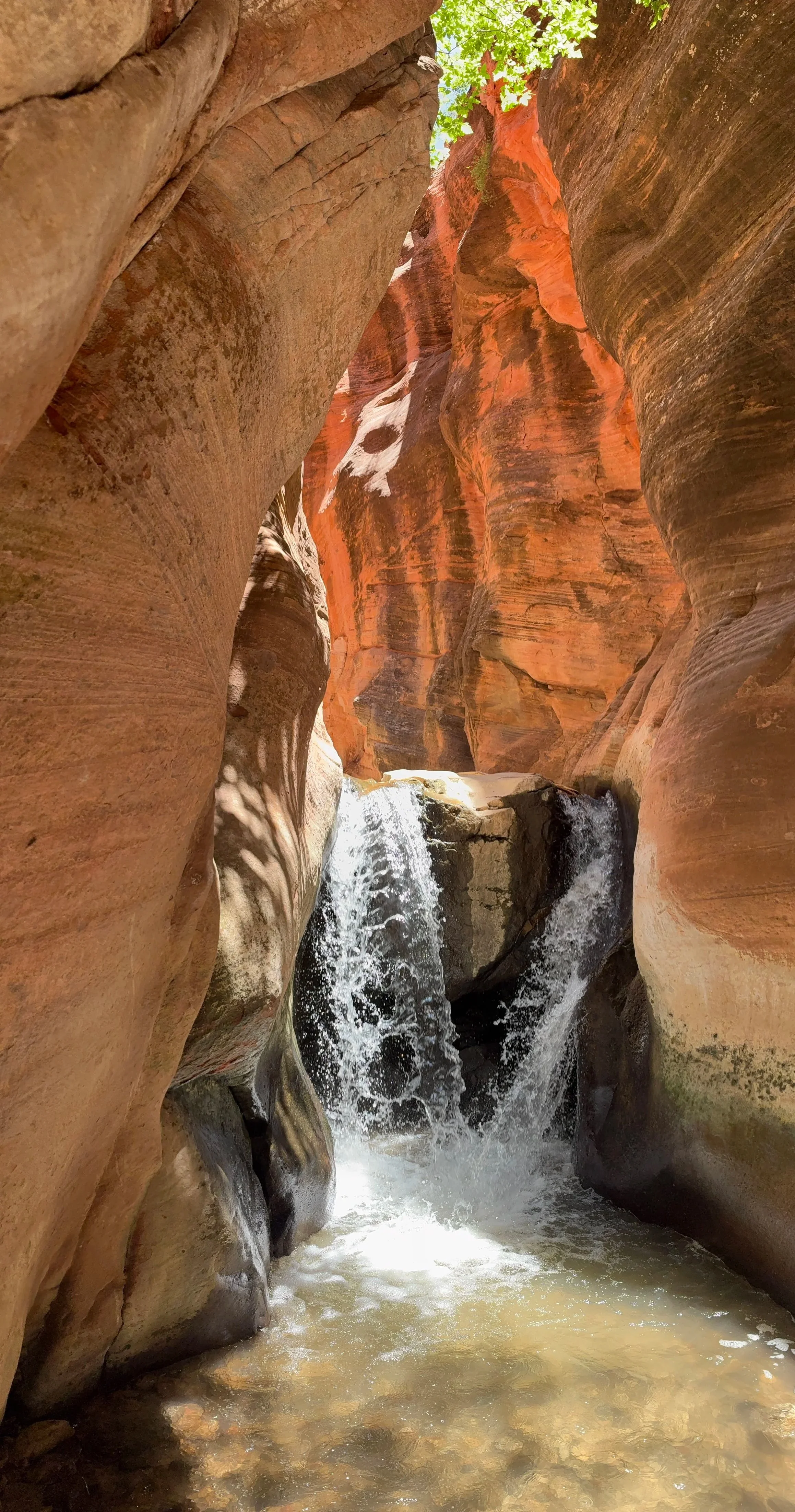 Waterfall hikes near St. George