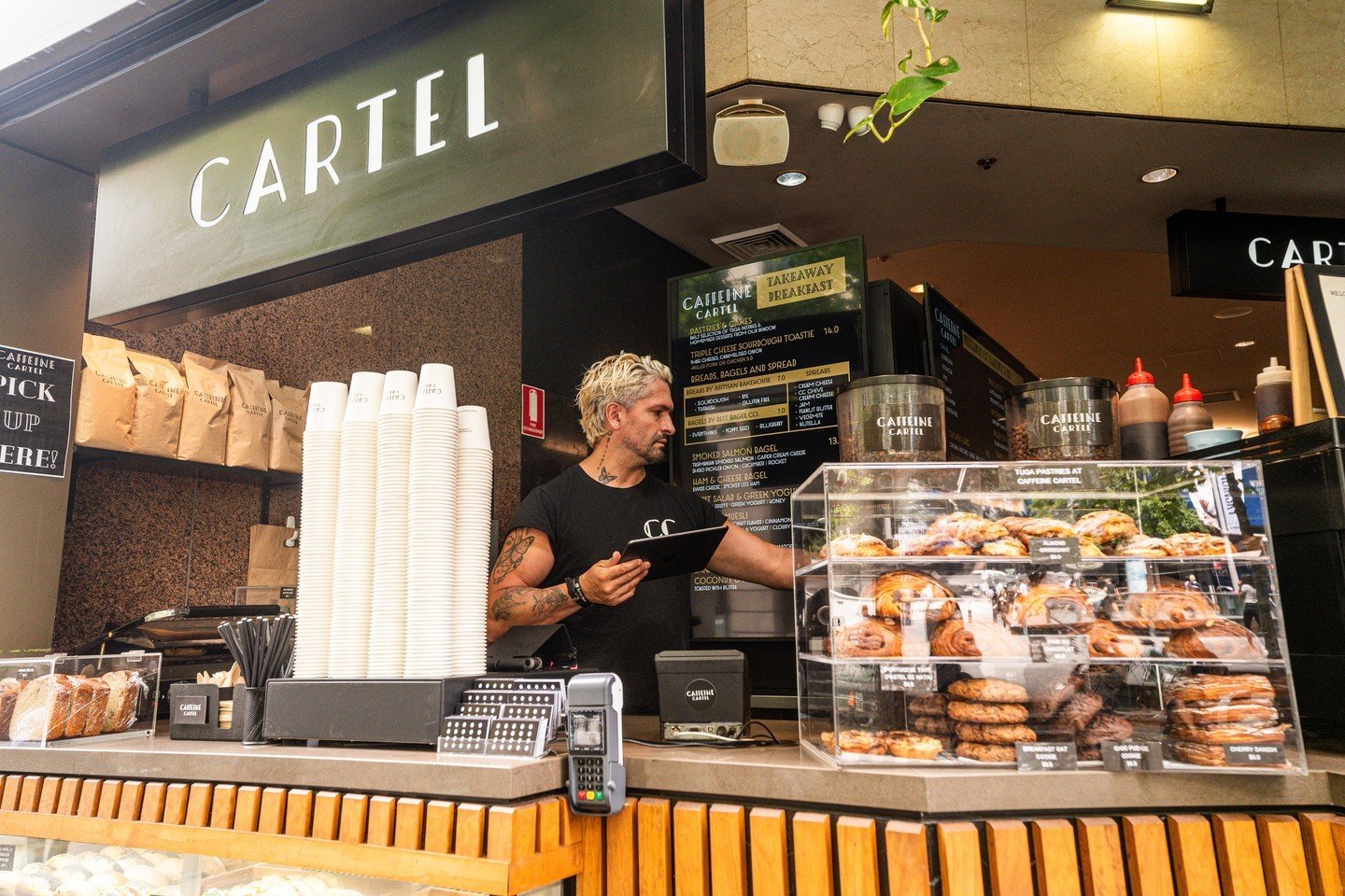 Start your week the right way&hellip; with a visit to Caffeine Cartel 😌

32 Martin Place, Sydney