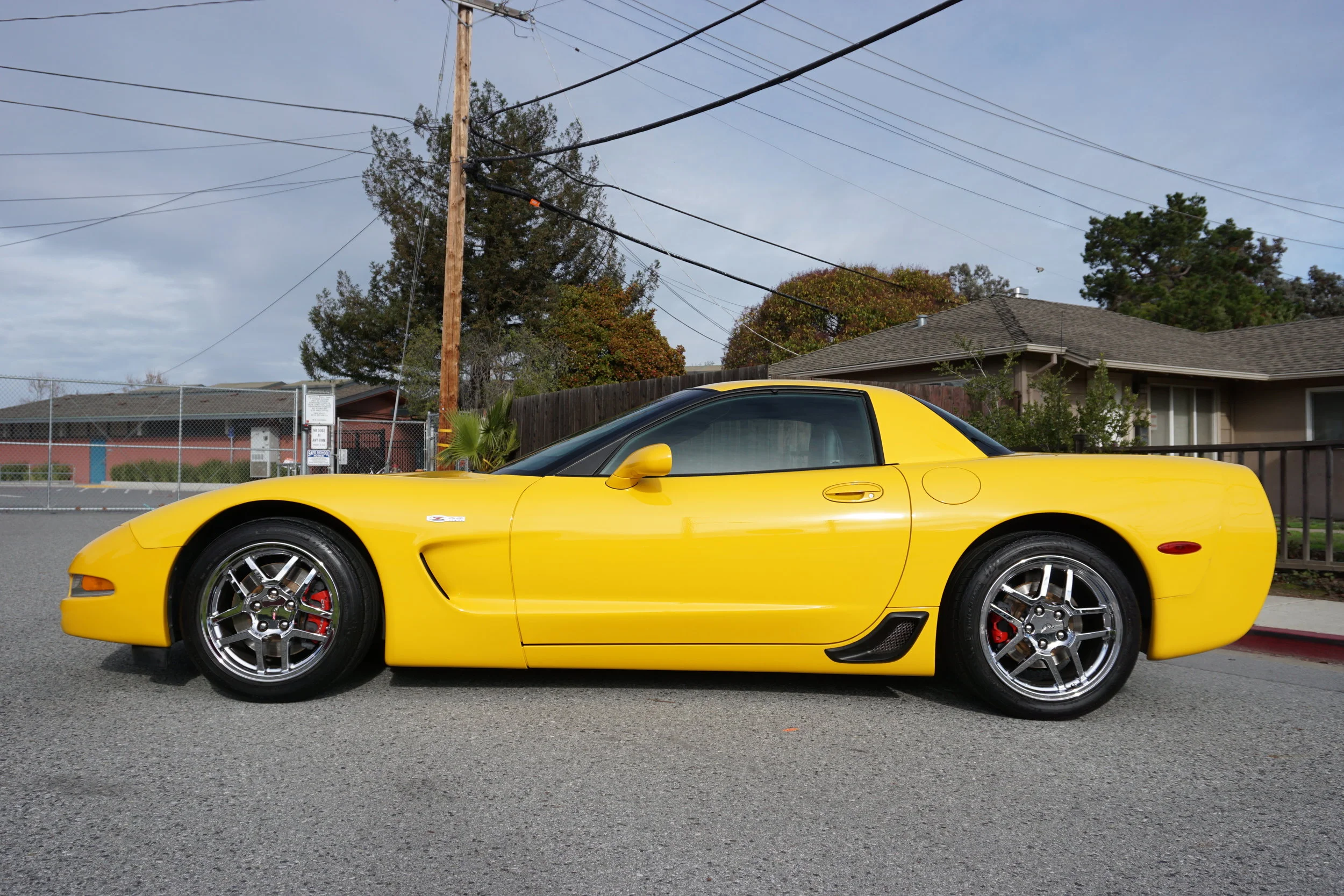 Yellow Ribbon Friday