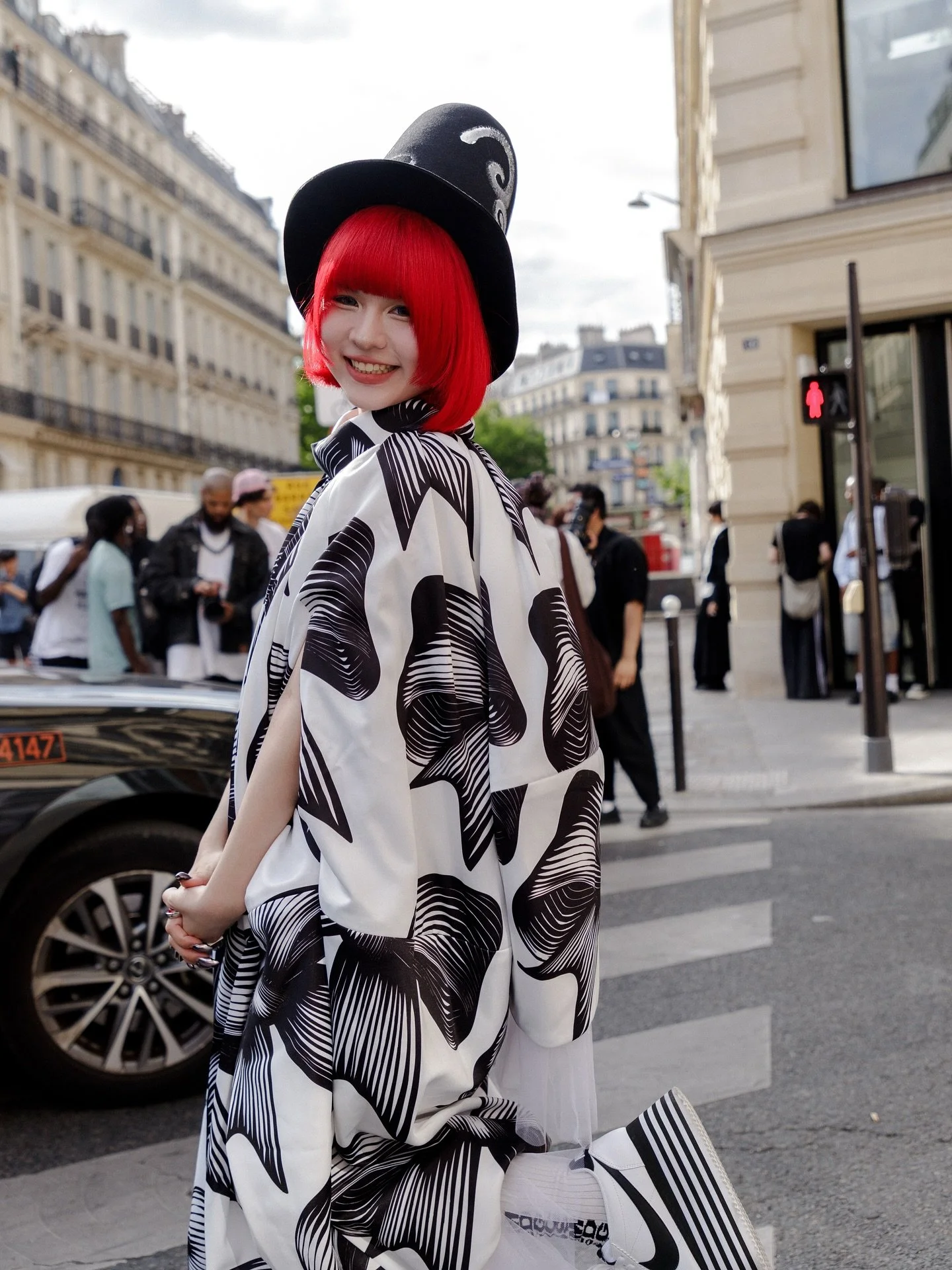 Devant le show Comme des Gar&ccedil;ons &ndash; Paris Fashion Week.
@shinobu.stella ❣️

 #pfw #parisfashionweek #commedesgar&ccedil;ons